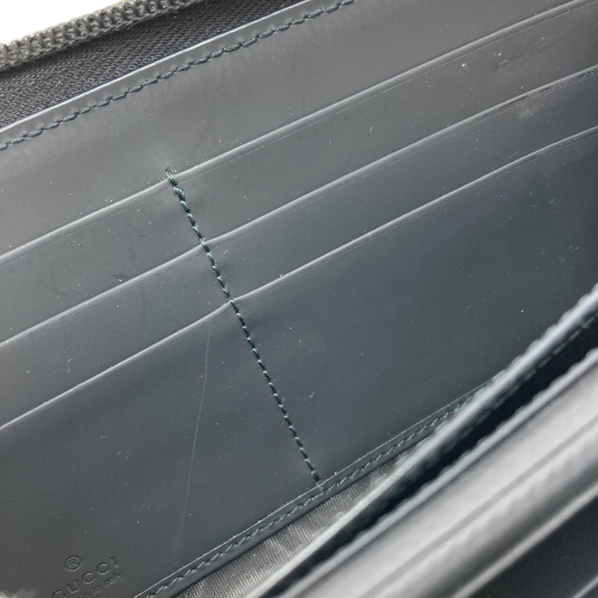 Gucci Black Rubber Long Wallet (Bi-Fold) (Pre-Owned)