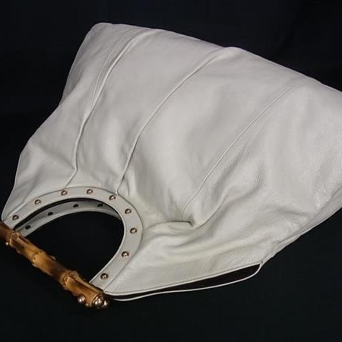 Gucci Ivory Leather Handbag (Pre-Owned)