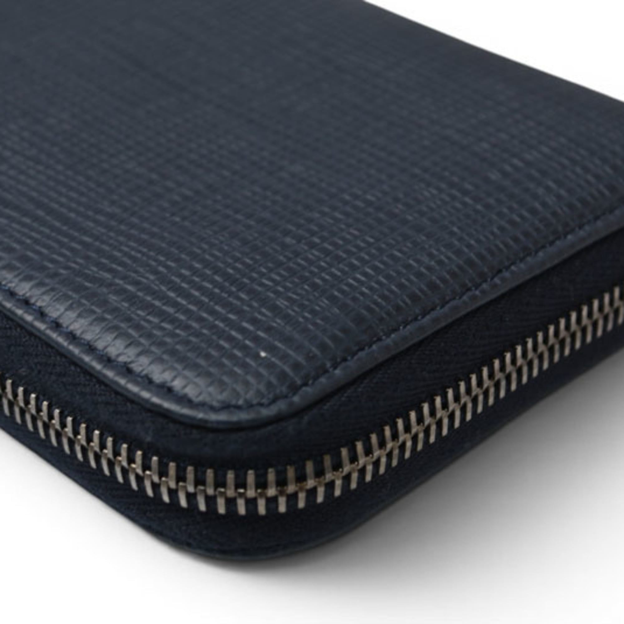 Tod's Navy Leather Long Wallet (Bi-Fold) (Pre-Owned)