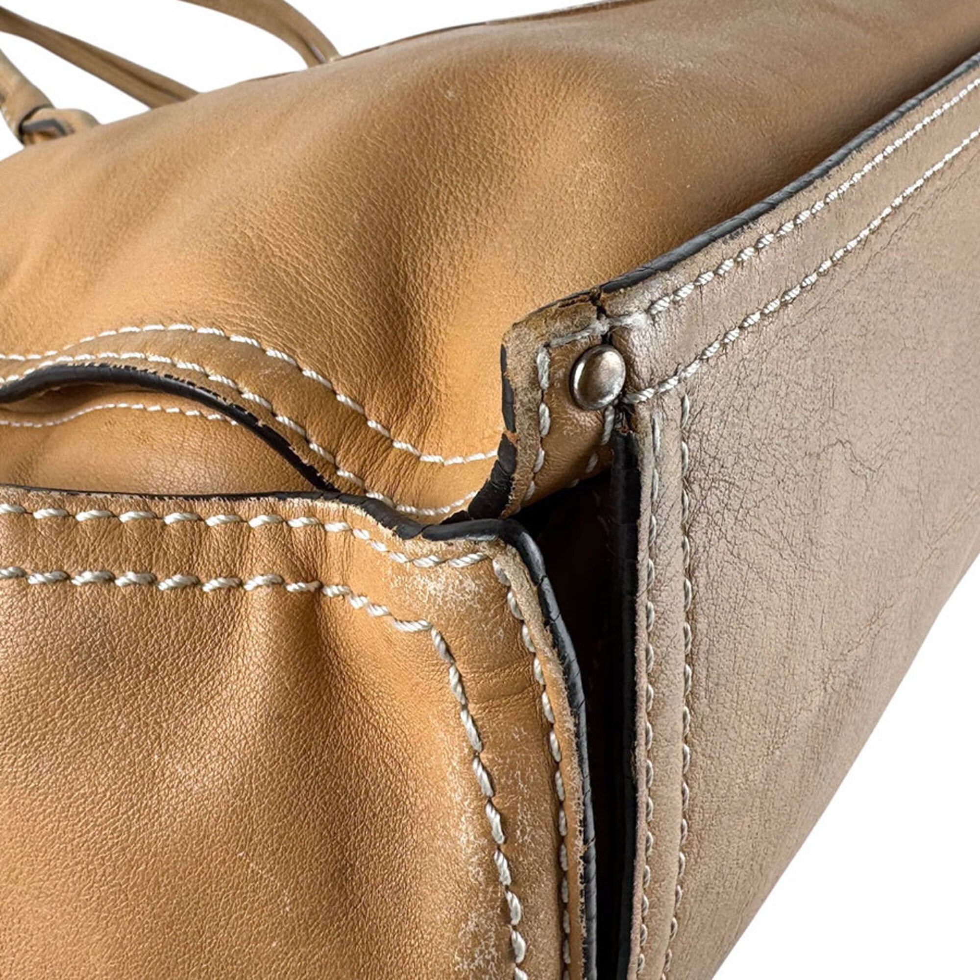 Loewe Light Brown Leather Shoulder Bag (Pre-Owned)