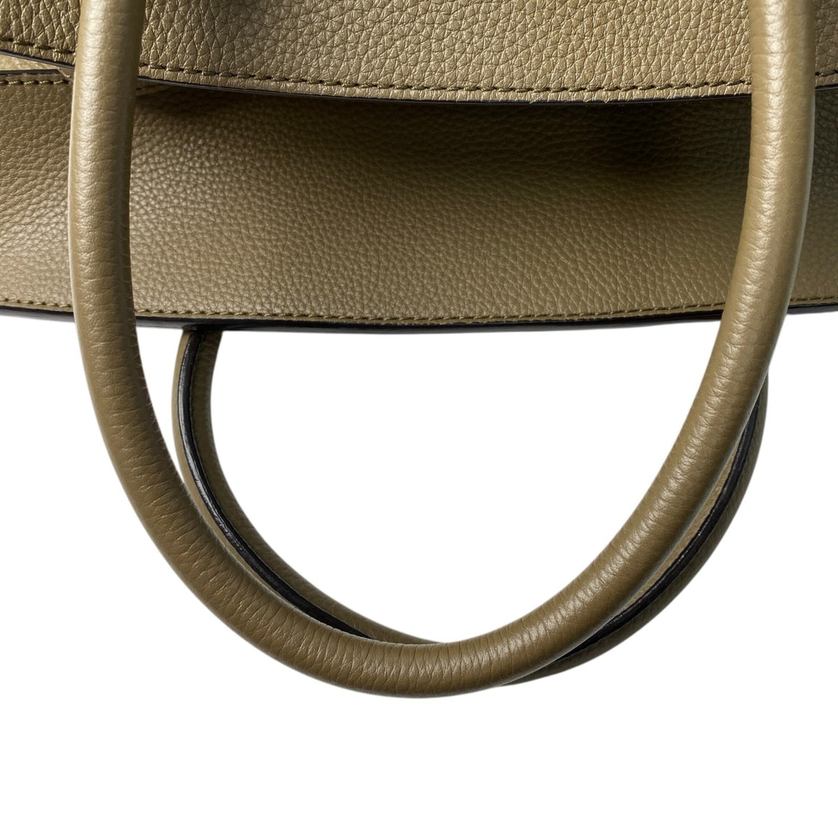 Bally Grayish Leather Handbag (Pre-Owned)