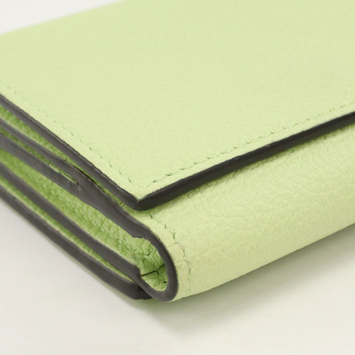 Gucci Green Leather Wallet (Tri-Fold) (Pre-Owned)