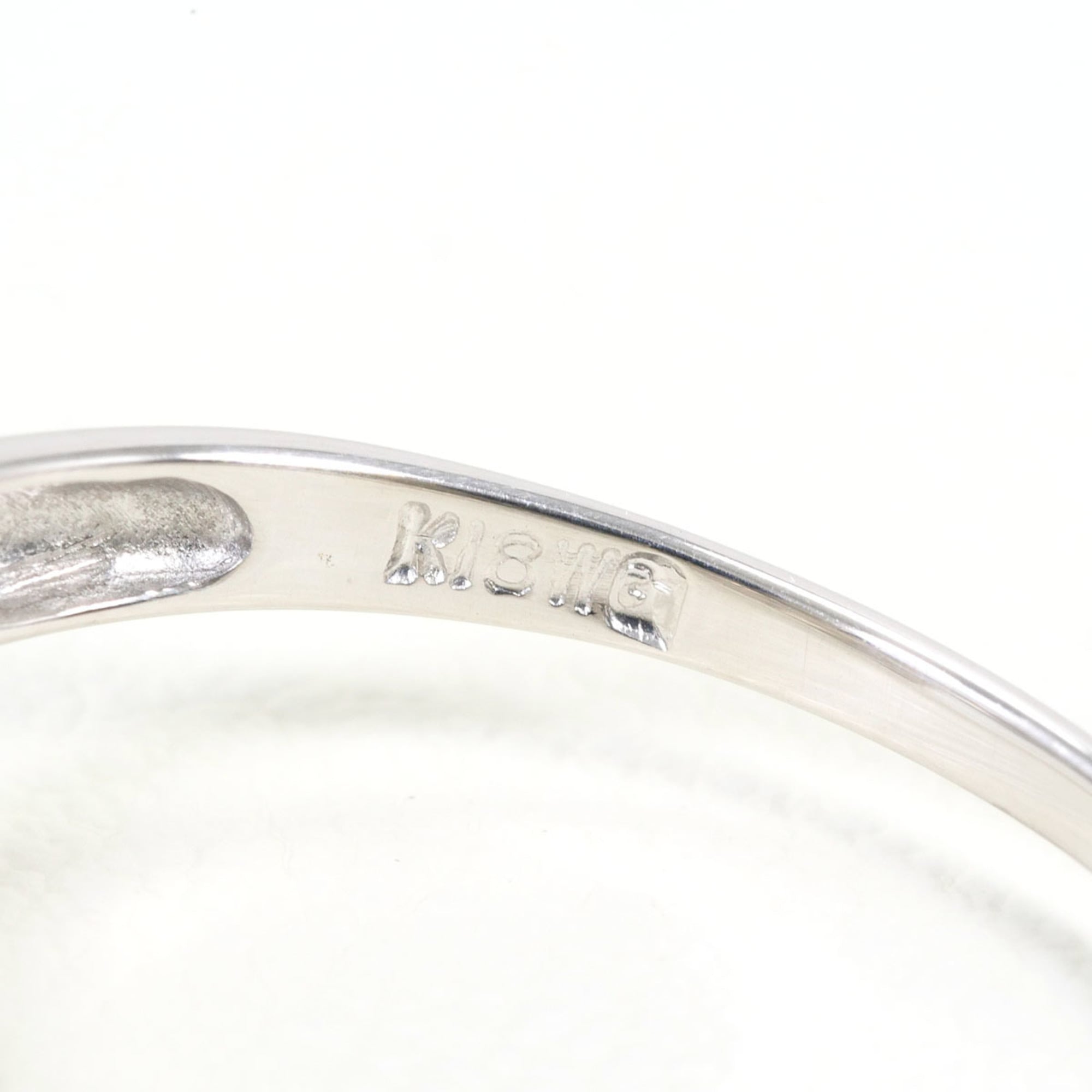 Unbranded White Gold White Gold (18K) Band Ring (Pre-Owned)
