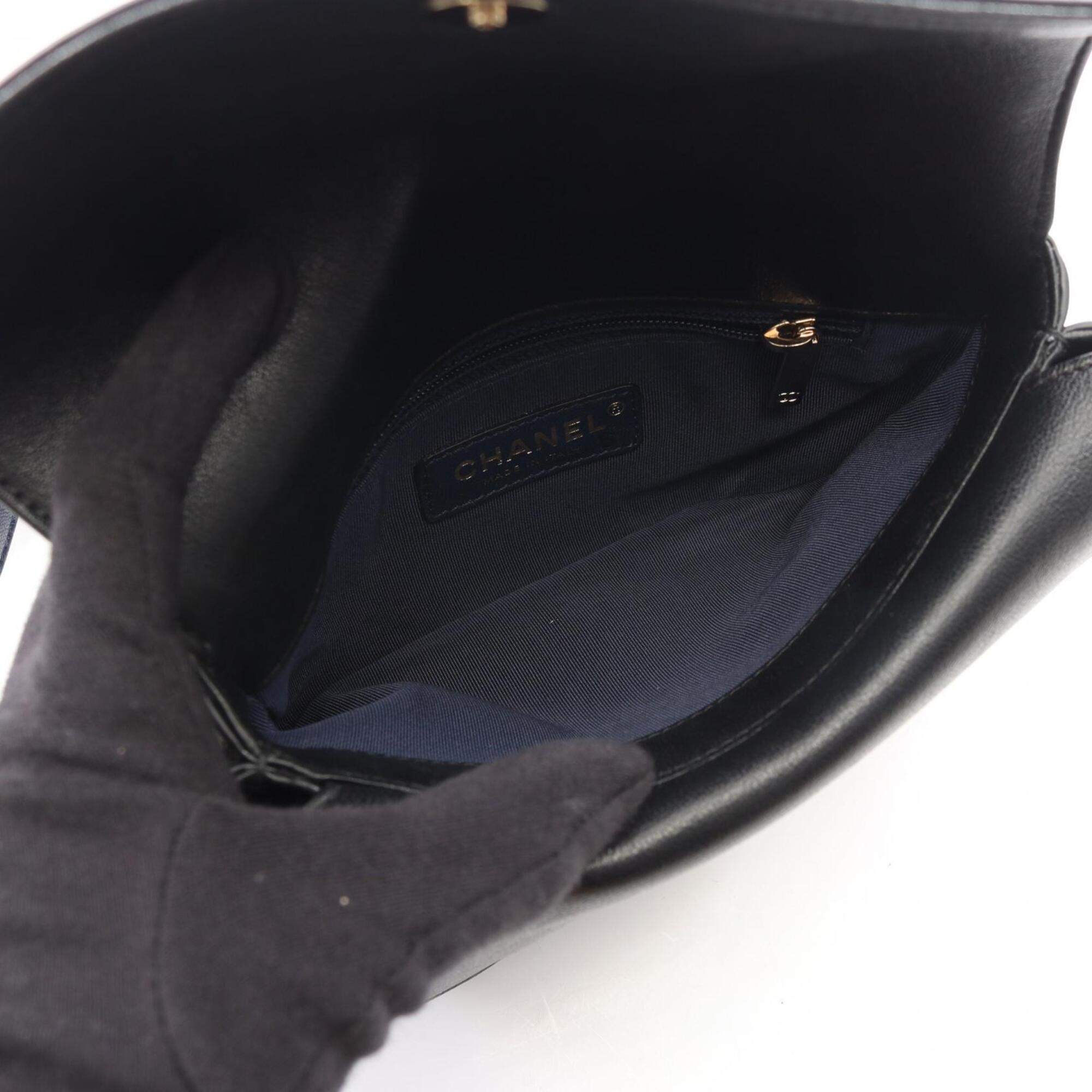 Chanel Black Navy Leather Handbag Shoulder Bag (Pre-Owned)
