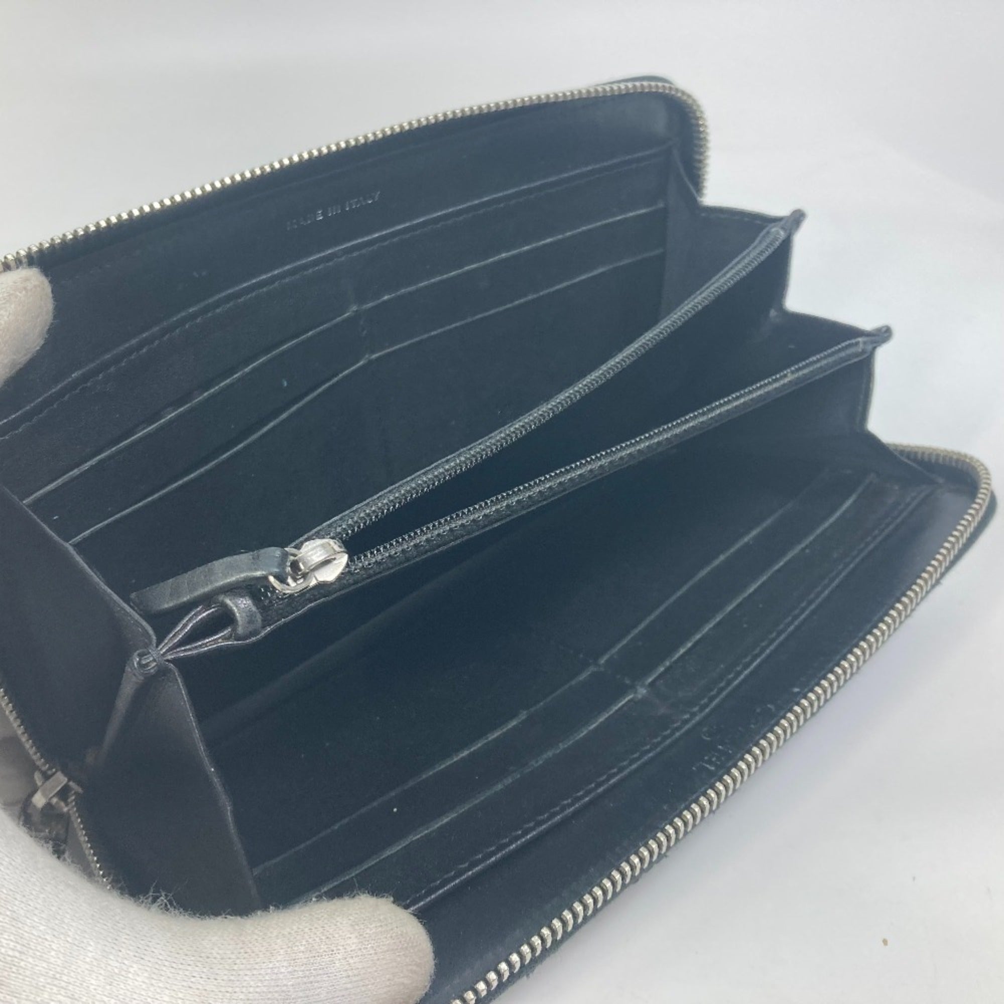 Chanel Black Leather Long Wallet (Bi-Fold) (Pre-Owned)