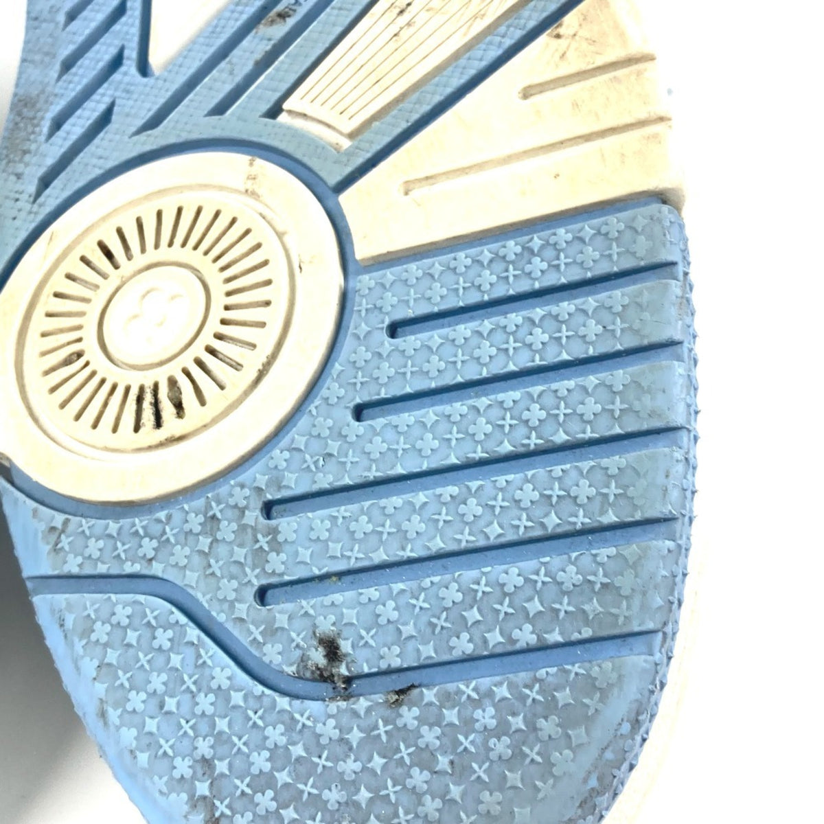 Louis Vuitton Blue White Sneakers (Pre-Owned)
