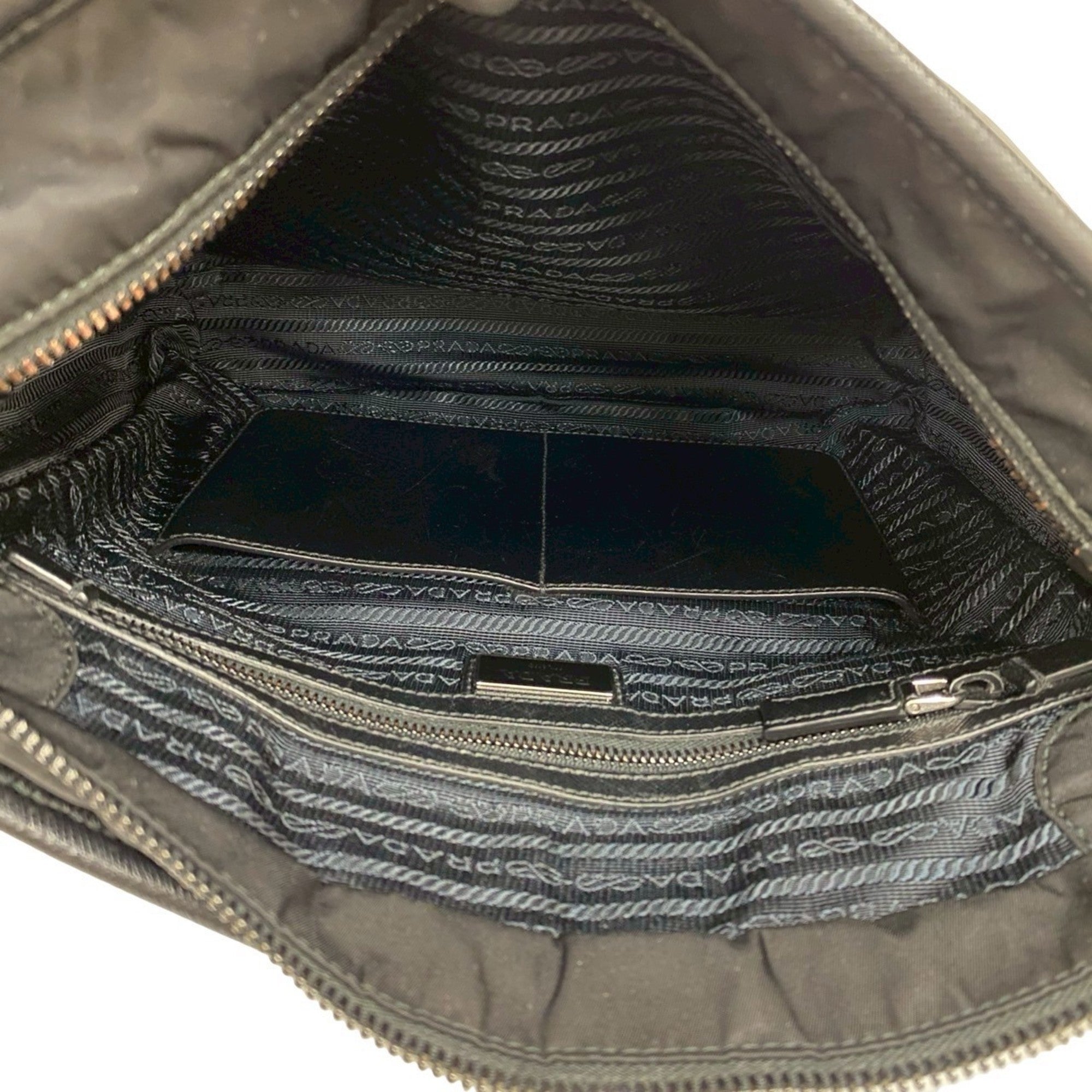 Prada Black Nylon Leather Messenger Bag Shoulder Bag (Pre-Owned)