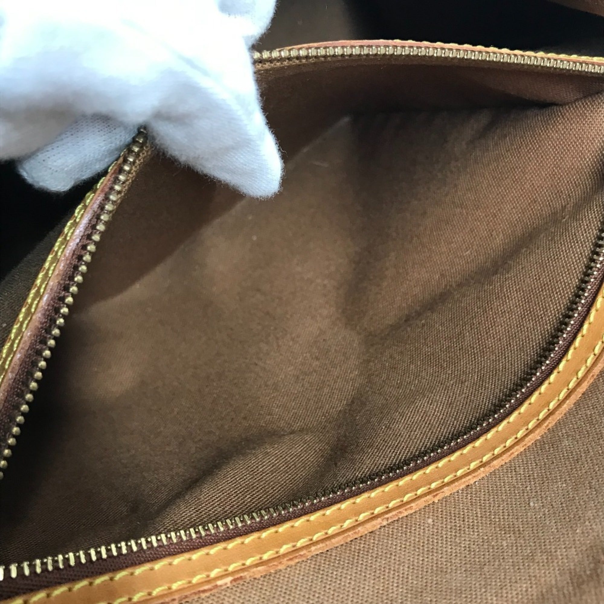 Louis Vuitton Brown Monogram Handbag Shoulder Bag (Pre-Owned)