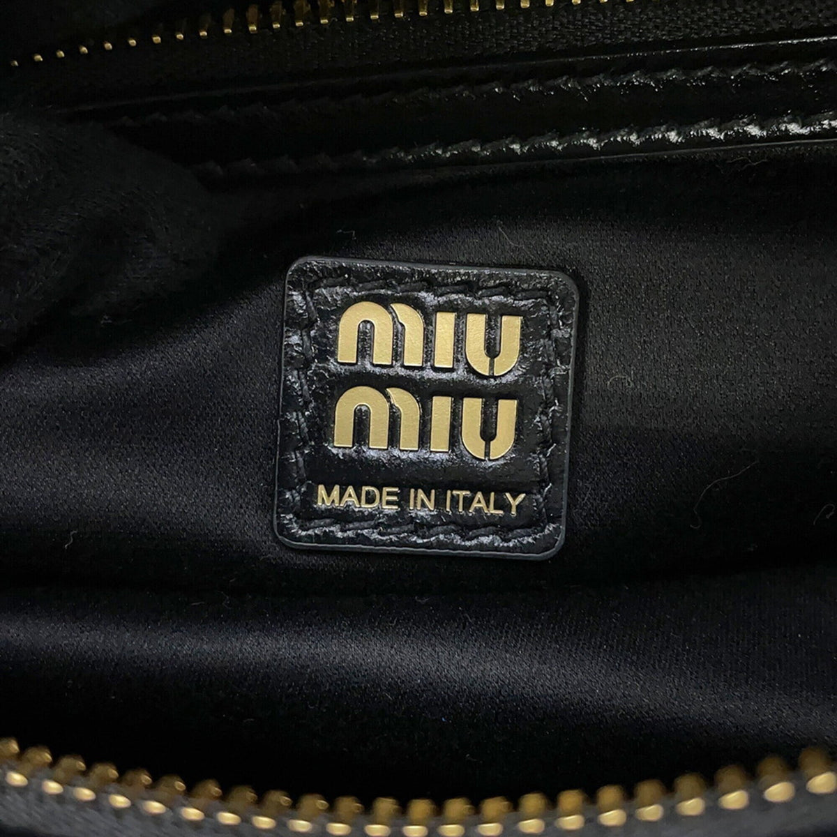 Miu Miu Black Leather Handbag (Pre-Owned)