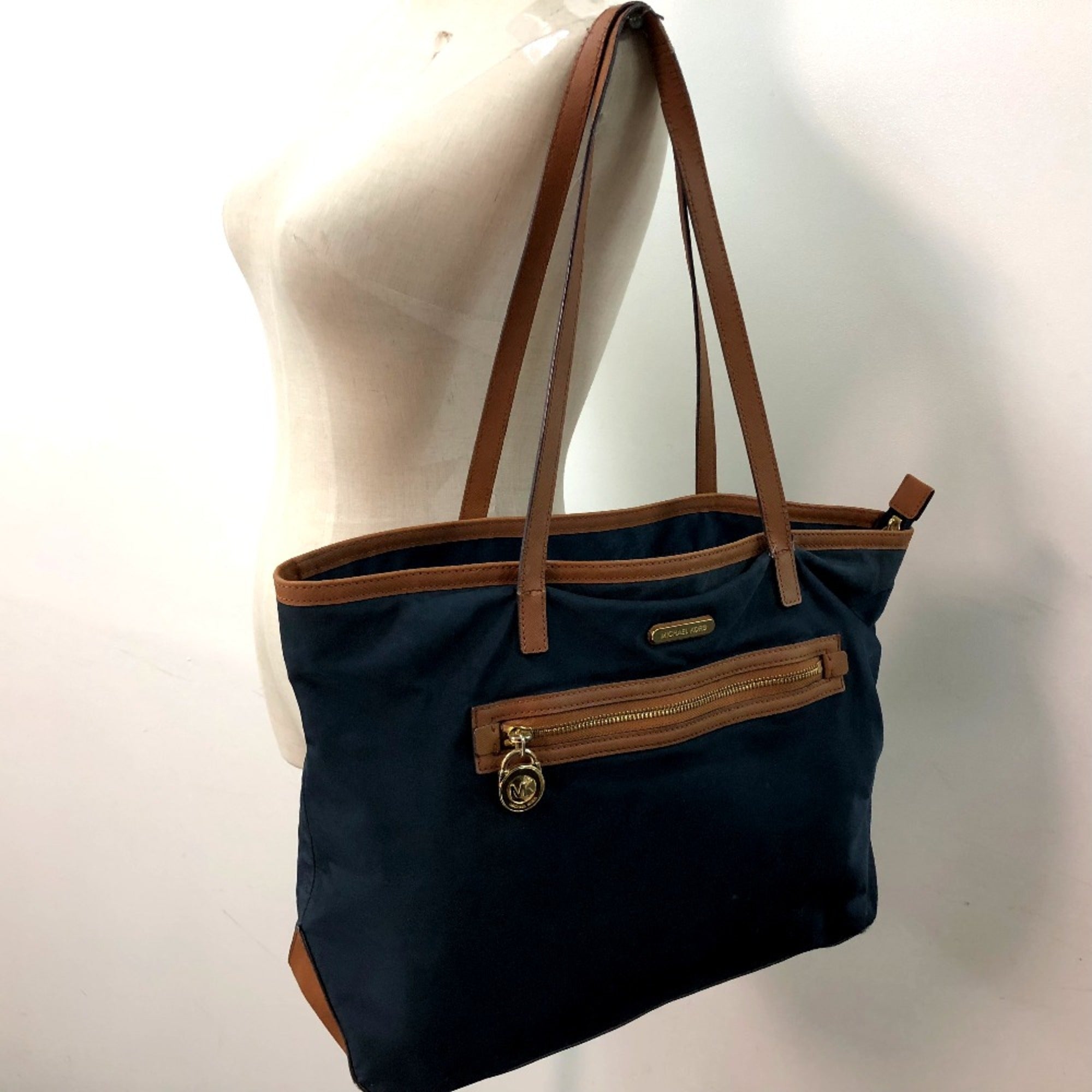 Michael Kors Navy Other Shoulder Bag (Pre-Owned)