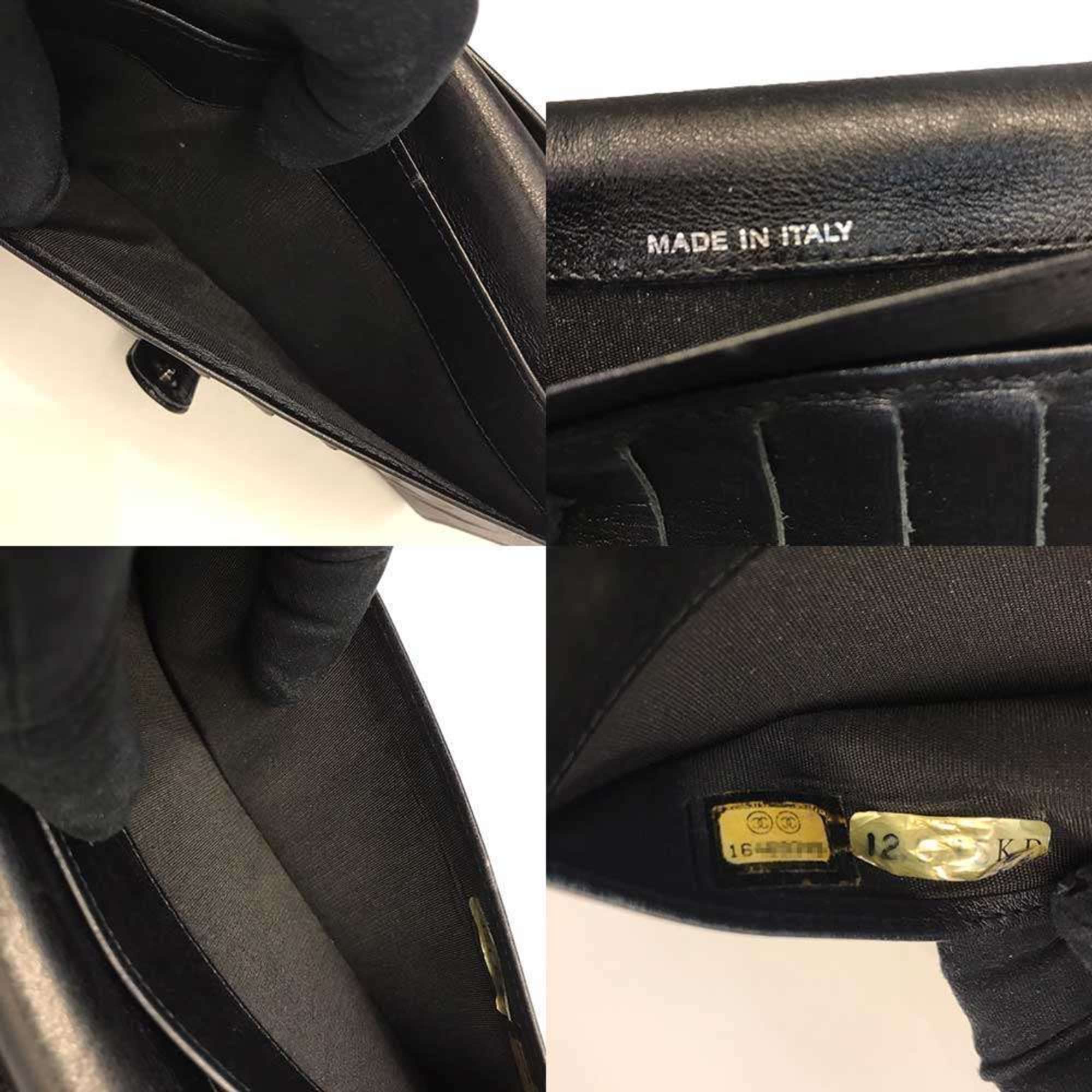 Chanel Black Grained Calfskin Long Wallet (Bi-Fold) (Pre-Owned)