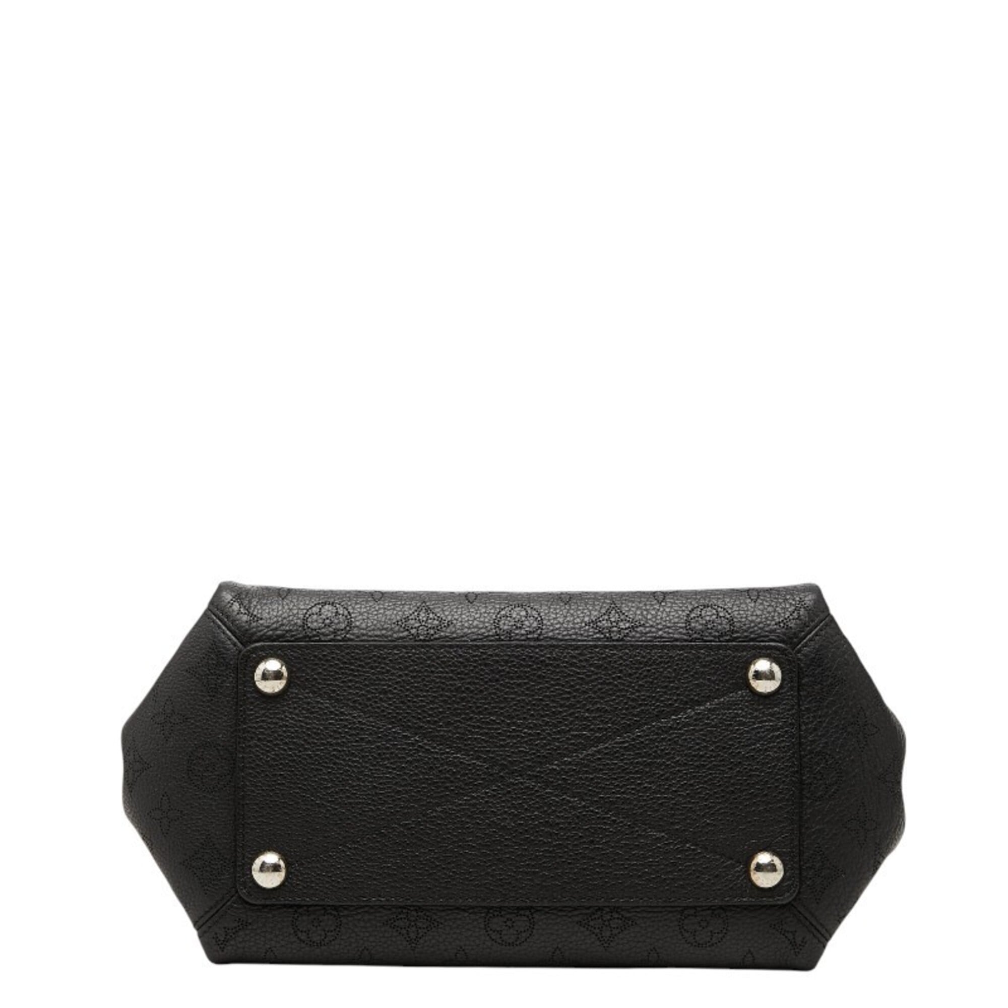 Louis Vuitton Black Leather Handbag (Pre-Owned)