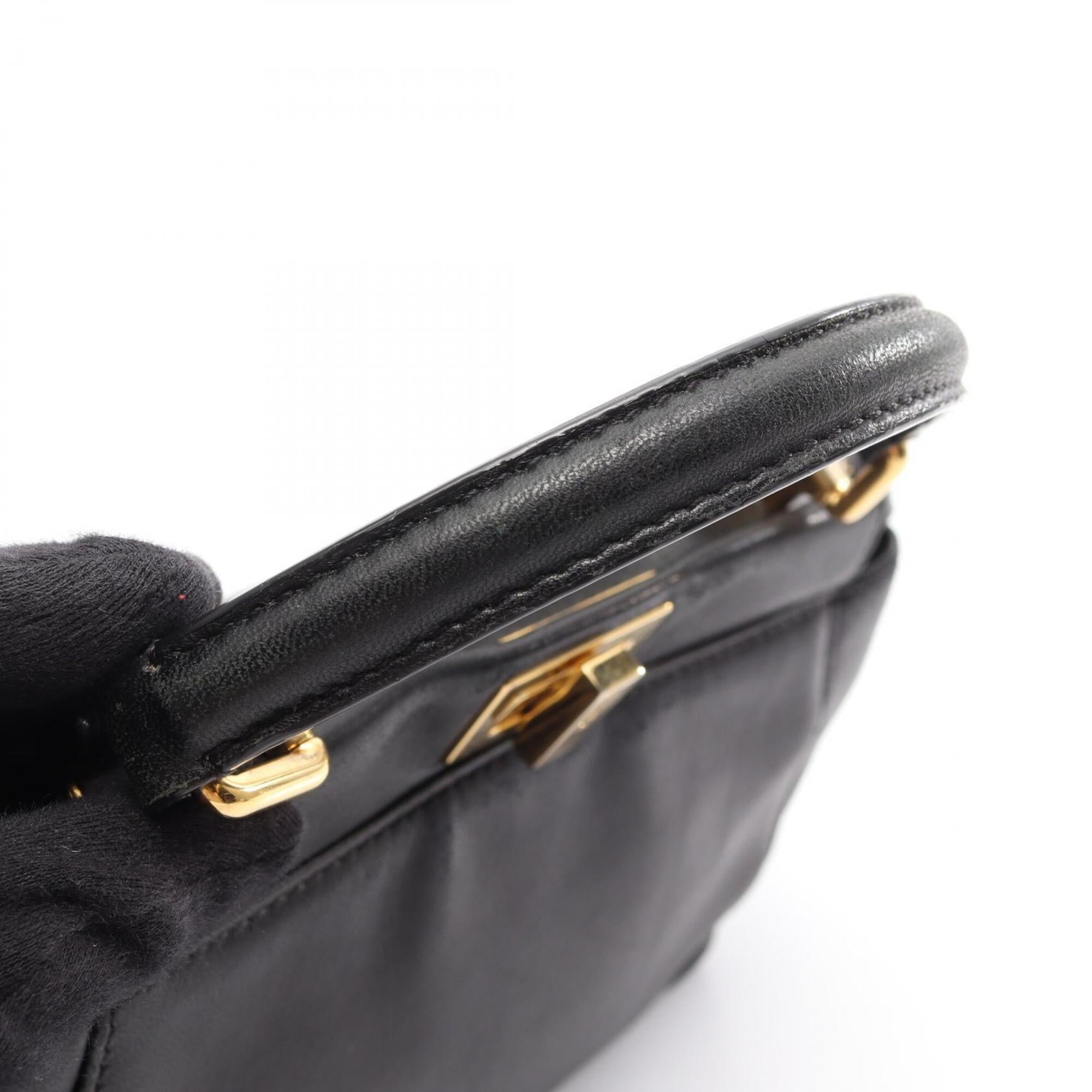 Fendi Black Leather Handbag (Pre-Owned)