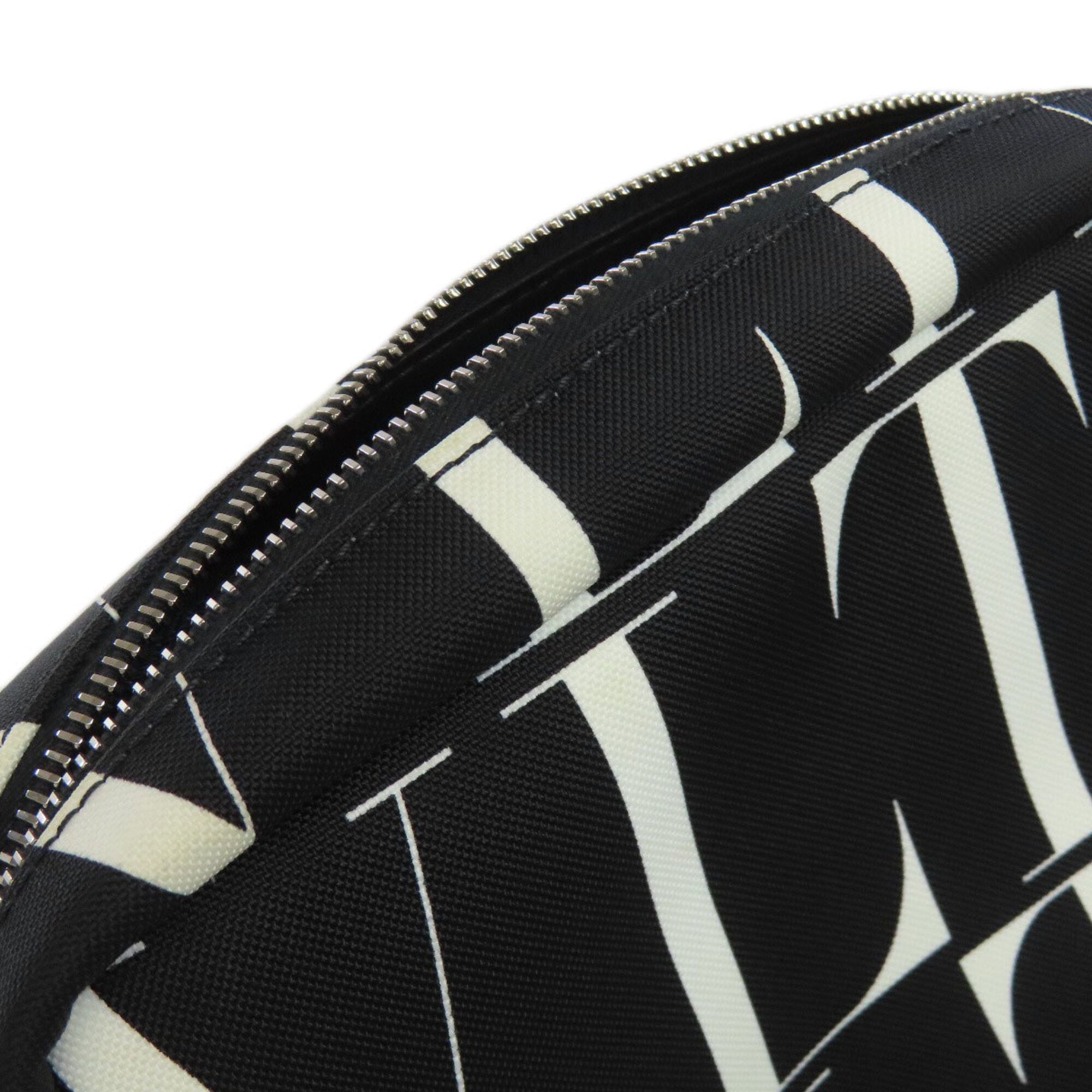Valentino Black Canvas Shoulder Bag (Pre-Owned)