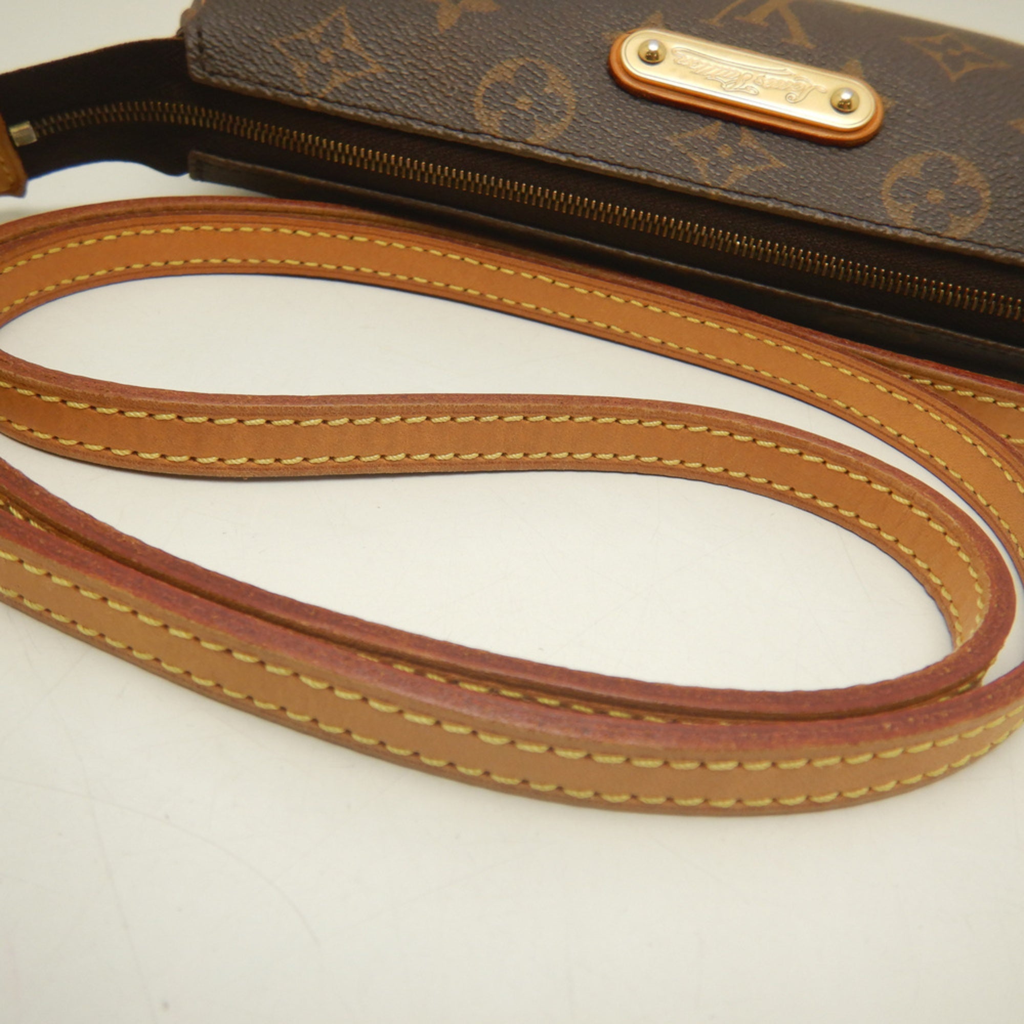 Louis Vuitton Monogram Brown Monogram Shoulder Bag (Pre-Owned)