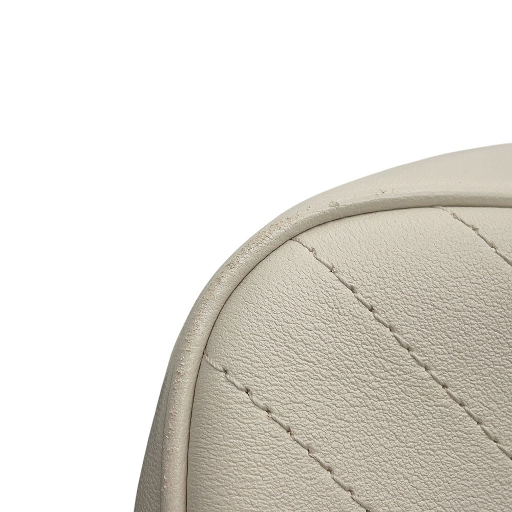 Gucci Ivory Leather Handbag Shoulder Bag (Pre-Owned)