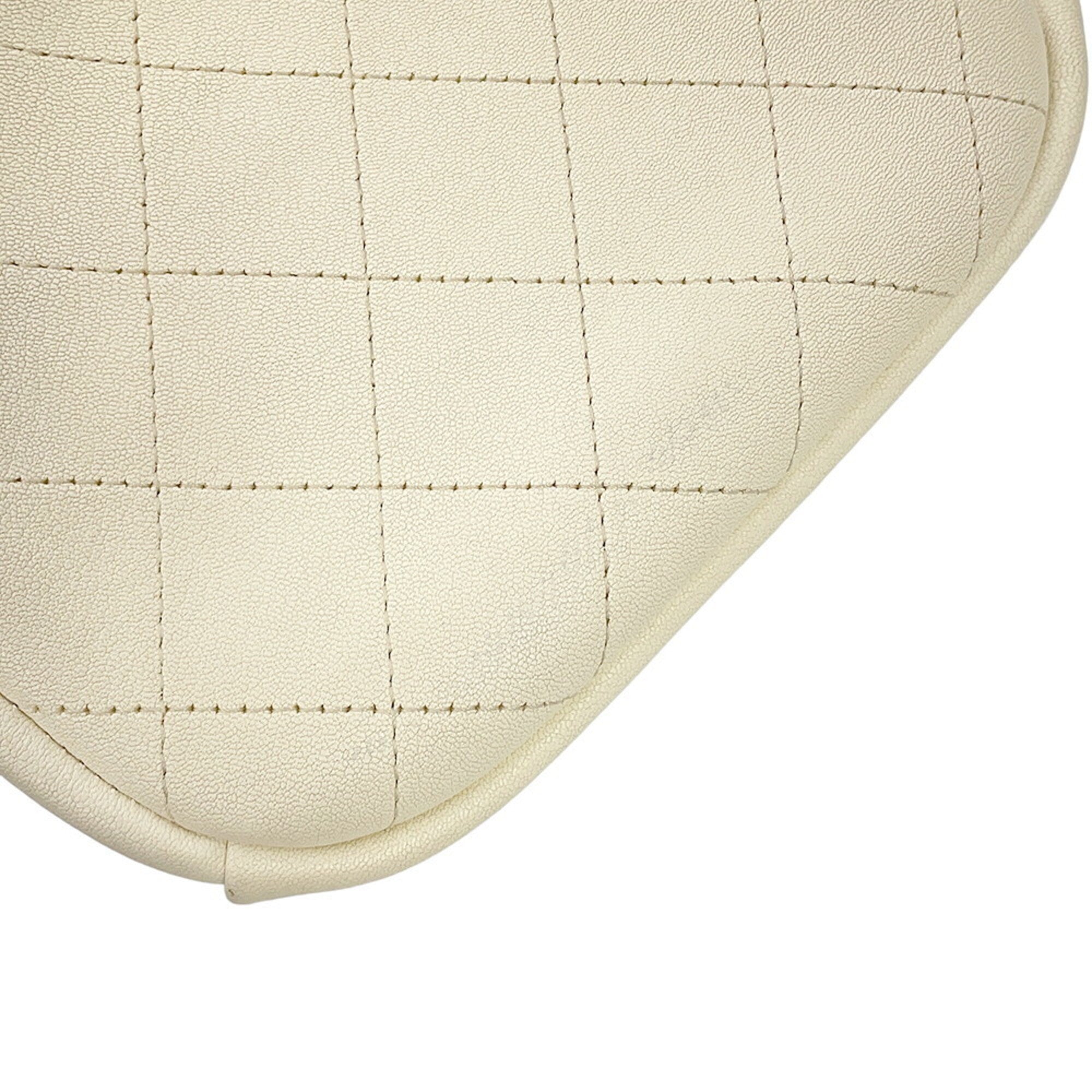 Chanel Ivory Leather Handbag Shoulder Bag (Pre-Owned)