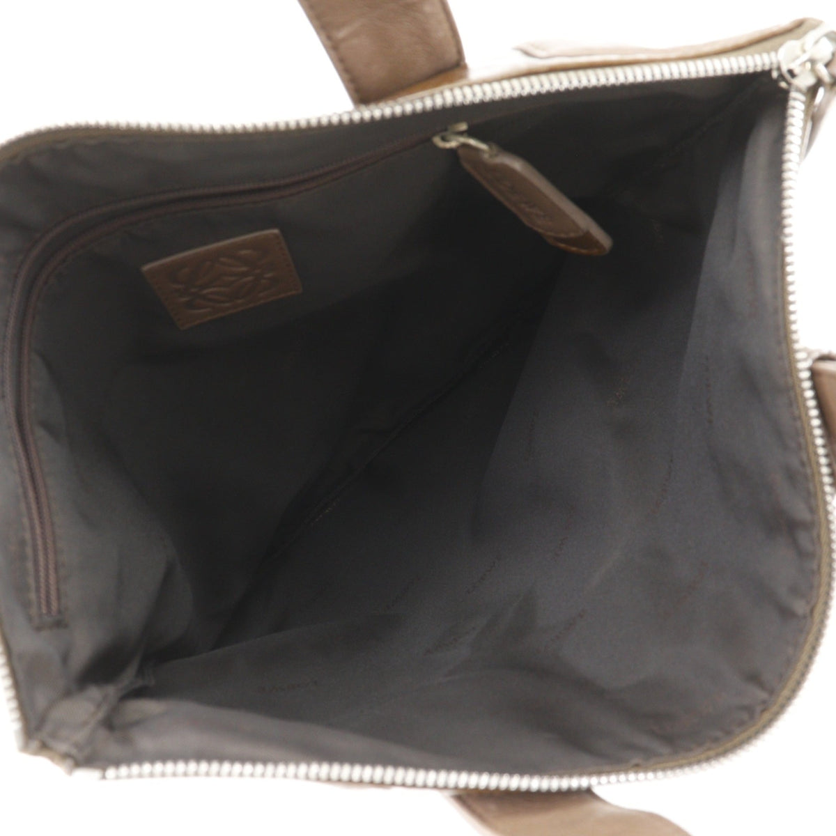 Loewe Brown Leather Handbag (Pre-Owned)