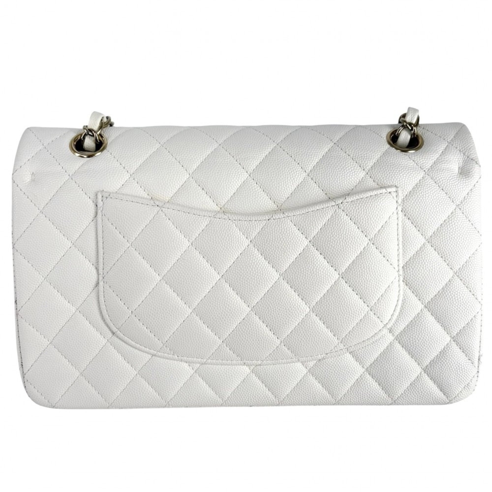 Chanel Matelasse White Grained Calfskin Shoulder Bag (Pre-Owned)
