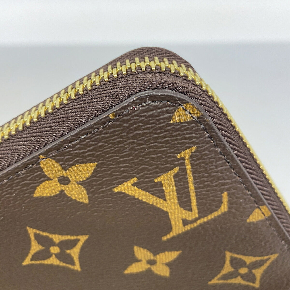 Louis Vuitton Fuchsia Long Wallet (Bi-Fold) (Pre-Owned)