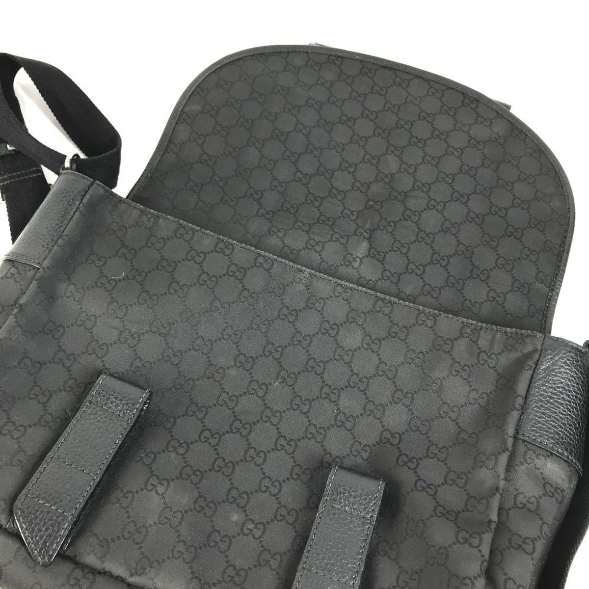 Gucci Black Nylon Leather Shoulder Bag (Pre-Owned)