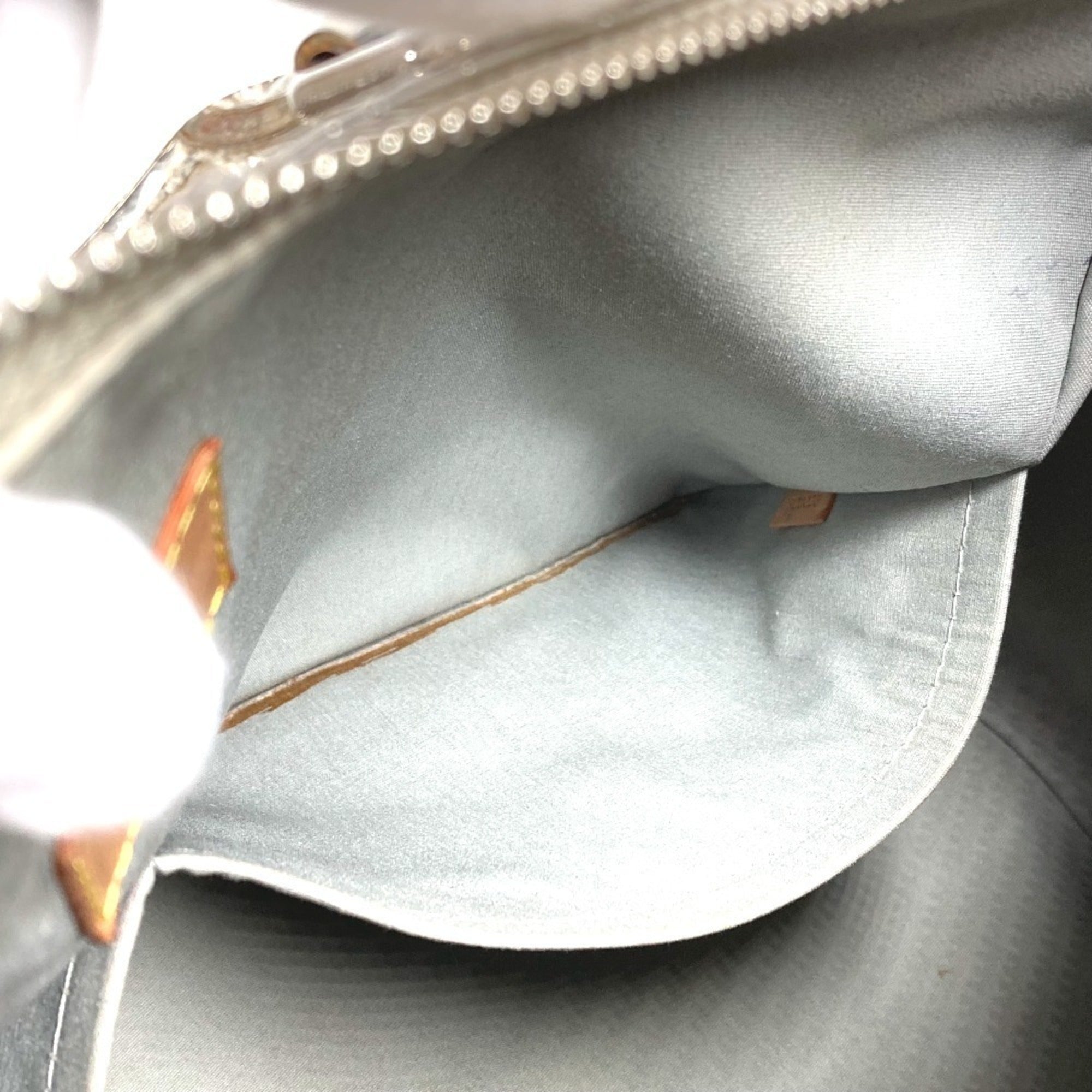 Louis Vuitton Argent Leather Boston Bag Handbag (Pre-Owned)