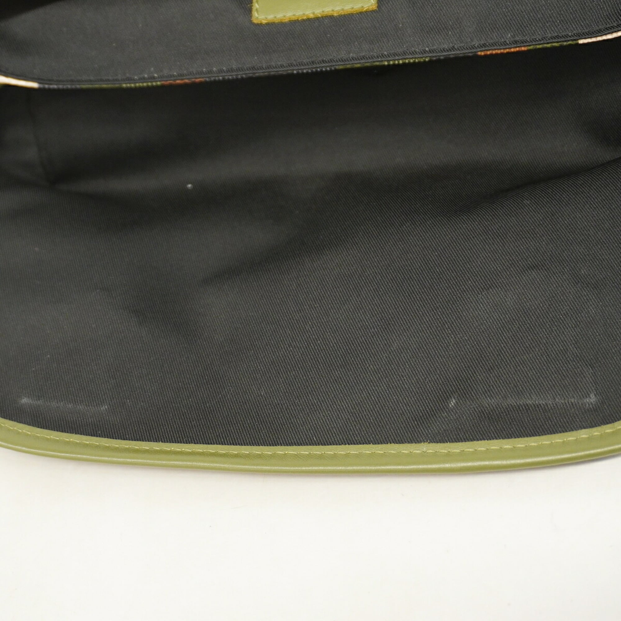 Louis Vuitton Green Shoulder Bag (Pre-Owned)