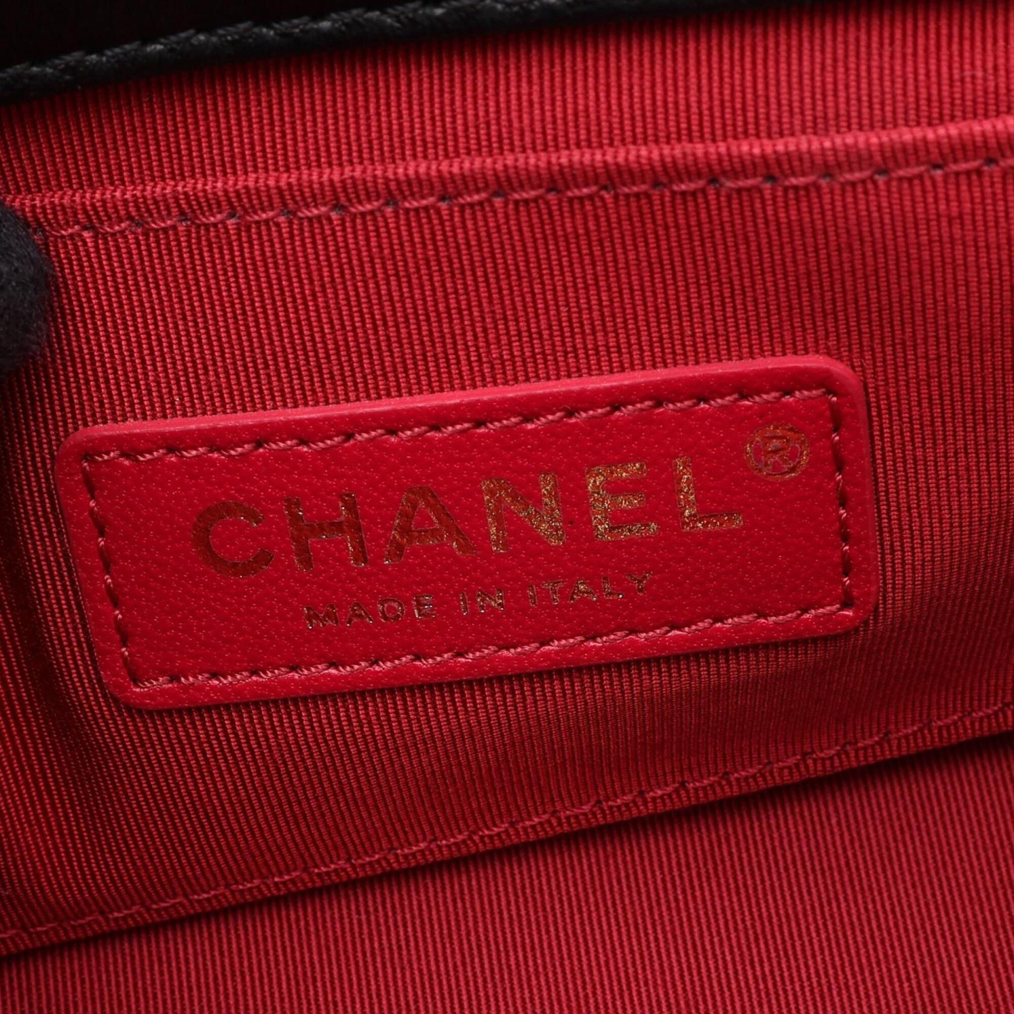 Chanel Black Leather Handbag Shoulder Bag (Pre-Owned)