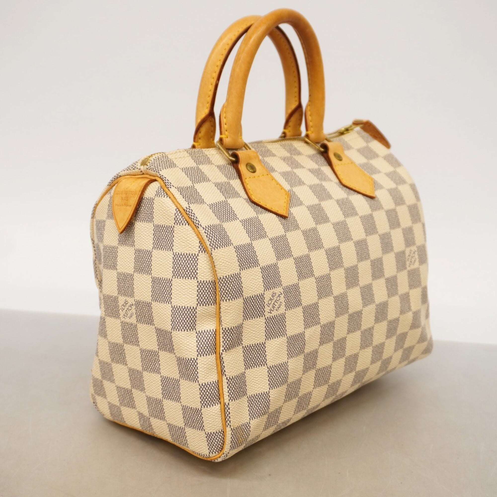 Louis Vuitton White Handbag (Pre-Owned)