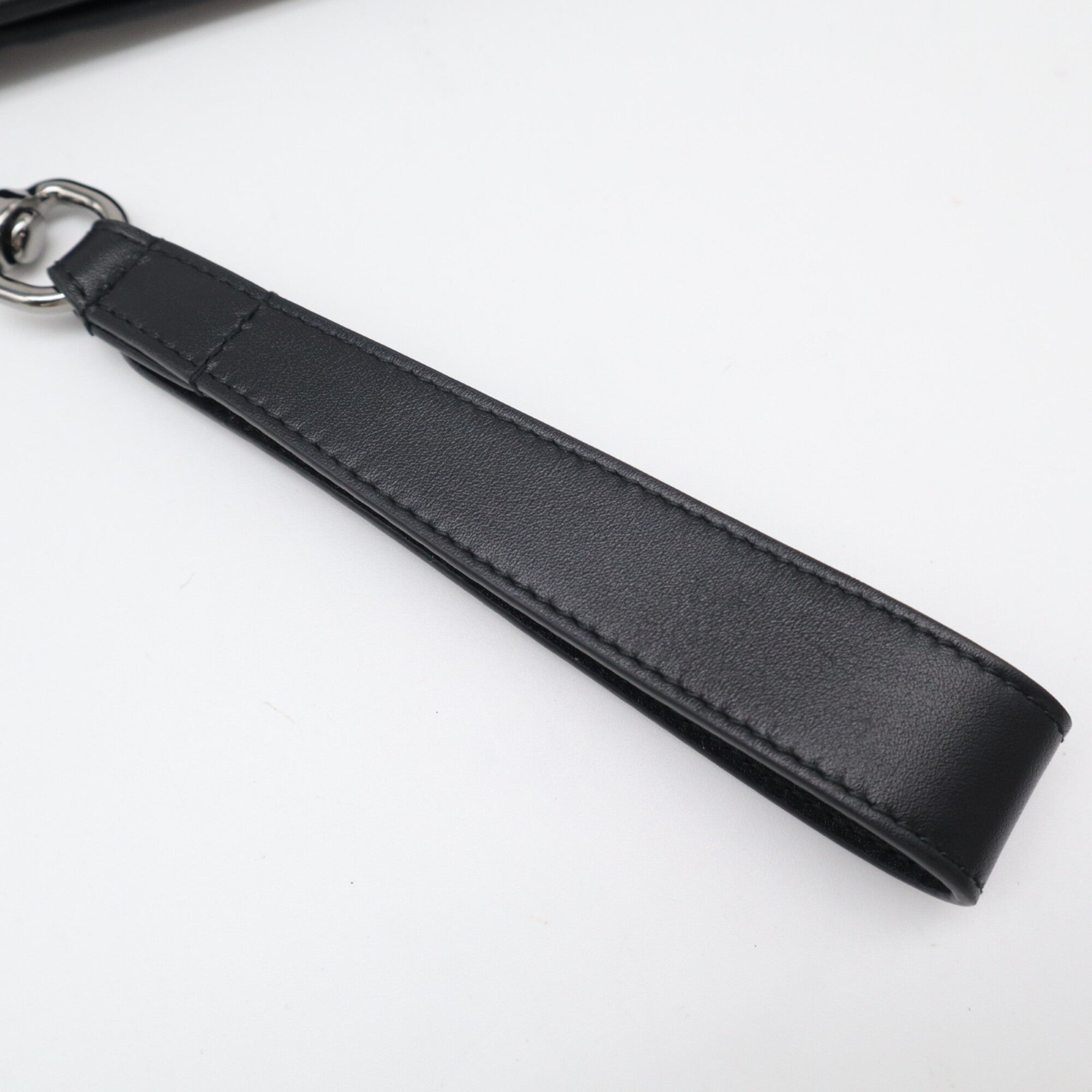 Gucci Guccissima Black Leather Clutch Bag (Pre-Owned)