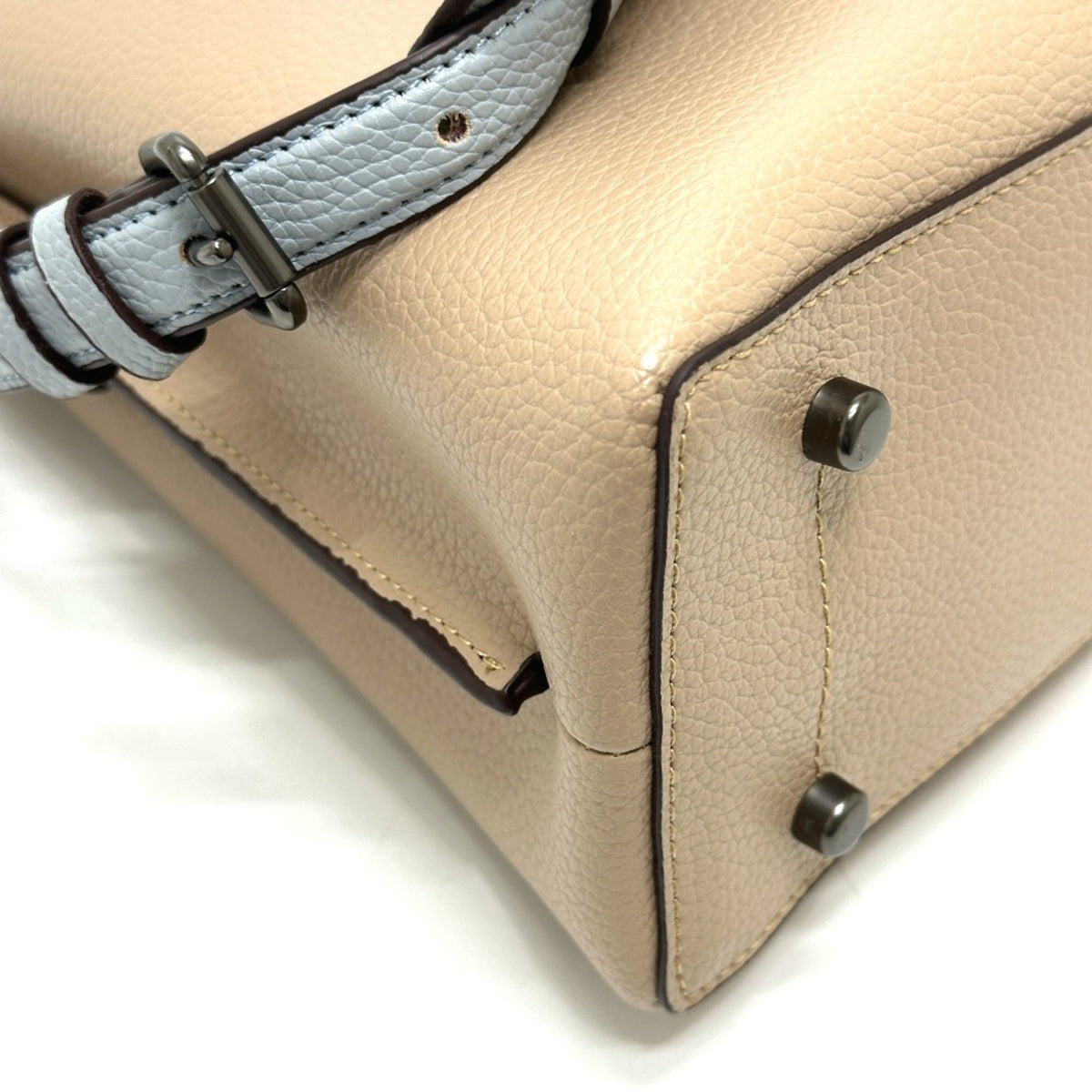 Coach Beige Blue Bordeaux Brown Leather Shoulder Bag (Pre-Owned)