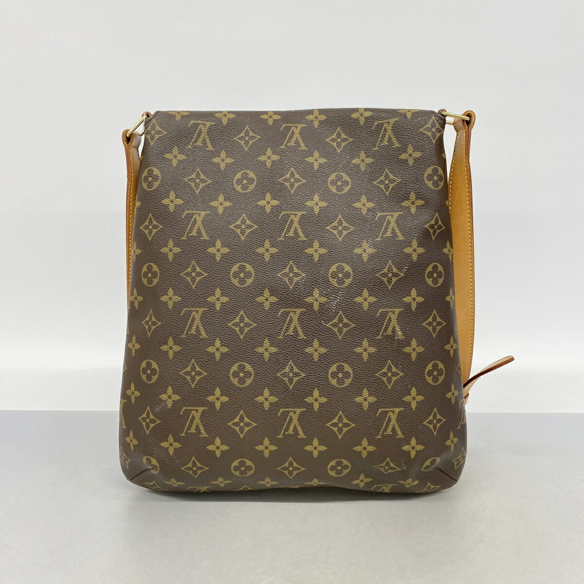 Louis Vuitton Brown Shoulder Bag (Pre-Owned)