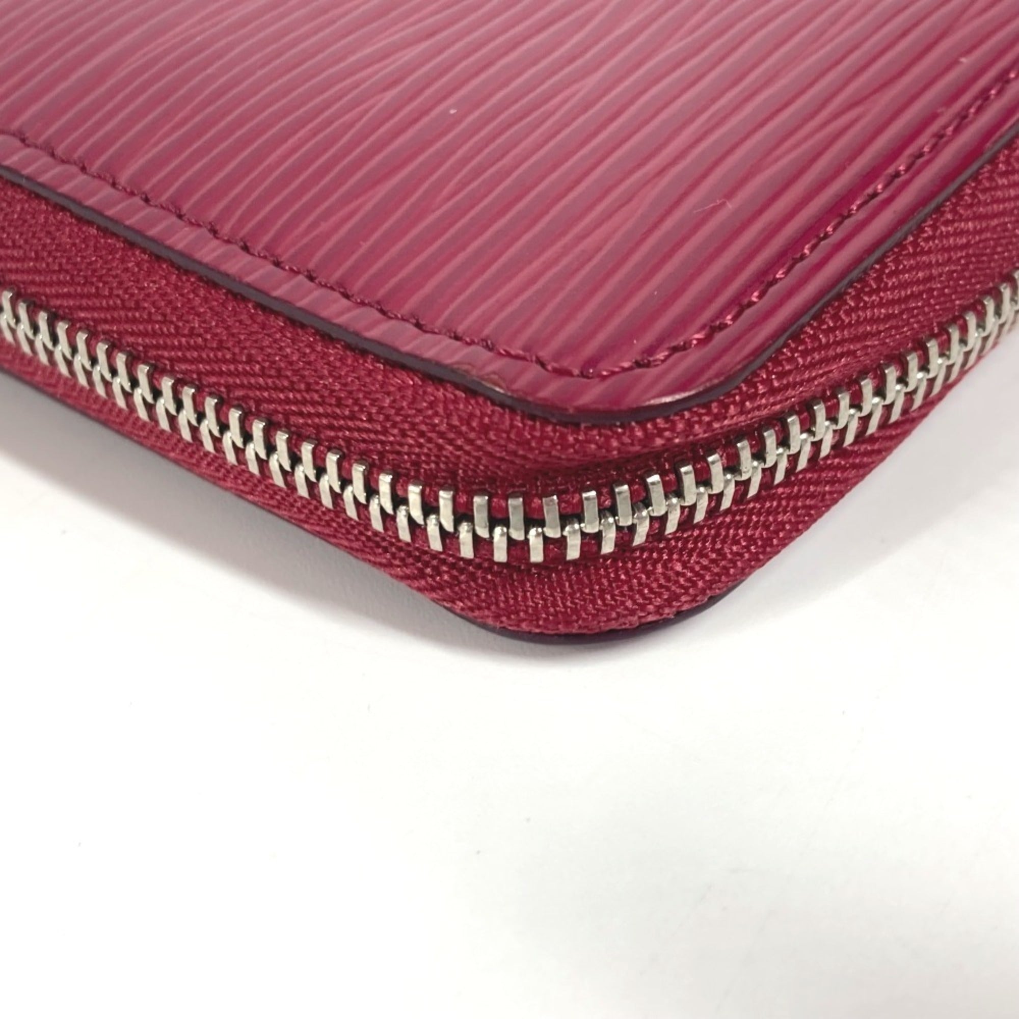 Louis Vuitton Epi Fuchsia Pink Epi Leather Coin Purse/Coin Case (Pre-Owned)