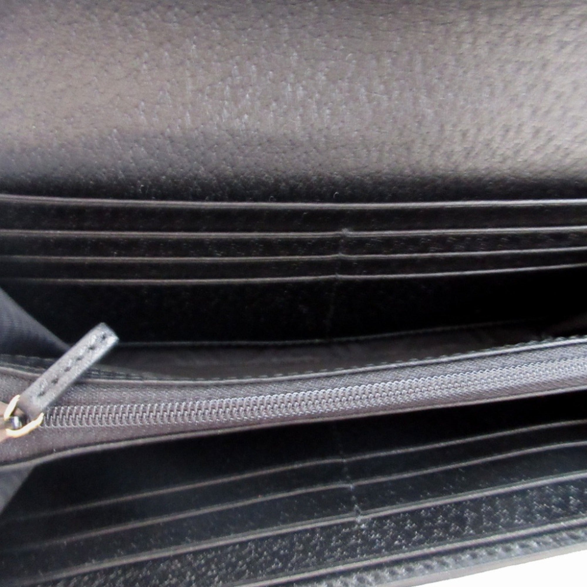 Gucci Black Leather Long Wallet (Bi-Fold) (Pre-Owned)