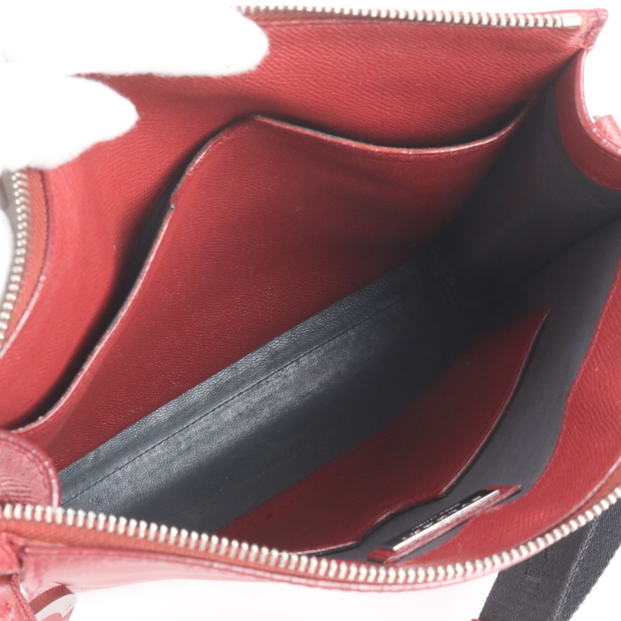 Bvlgari Red Color Leather Messenger Bag Shoulder Bag (Pre-Owned)