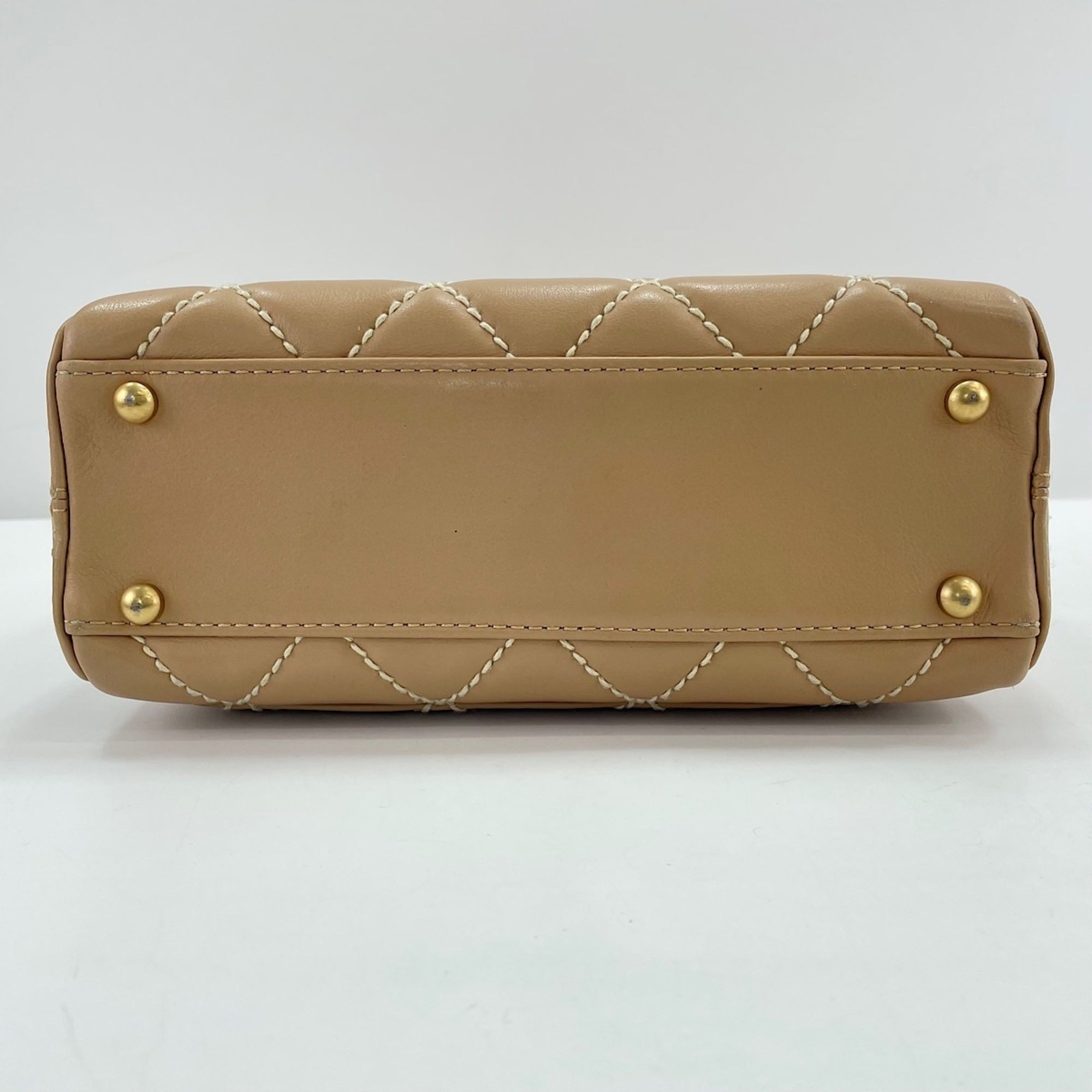 Chanel Beige Handbag (Pre-Owned)