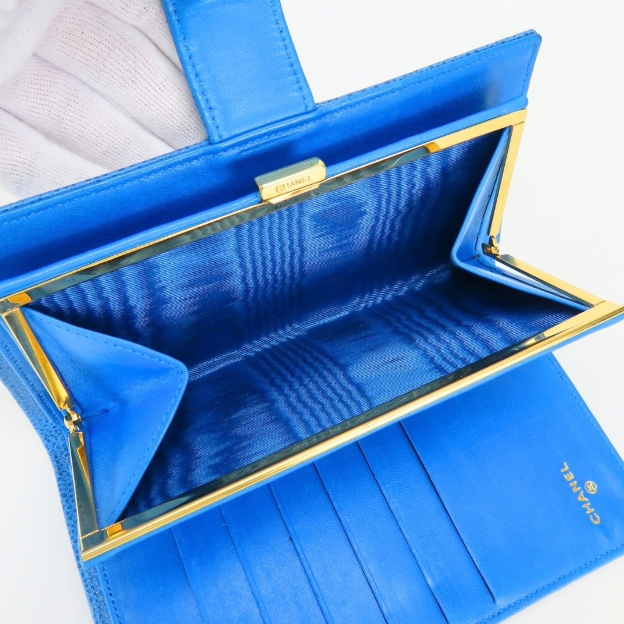 Chanel Blue Grained Calfskin Wallet (Bi-Fold) (Pre-Owned)