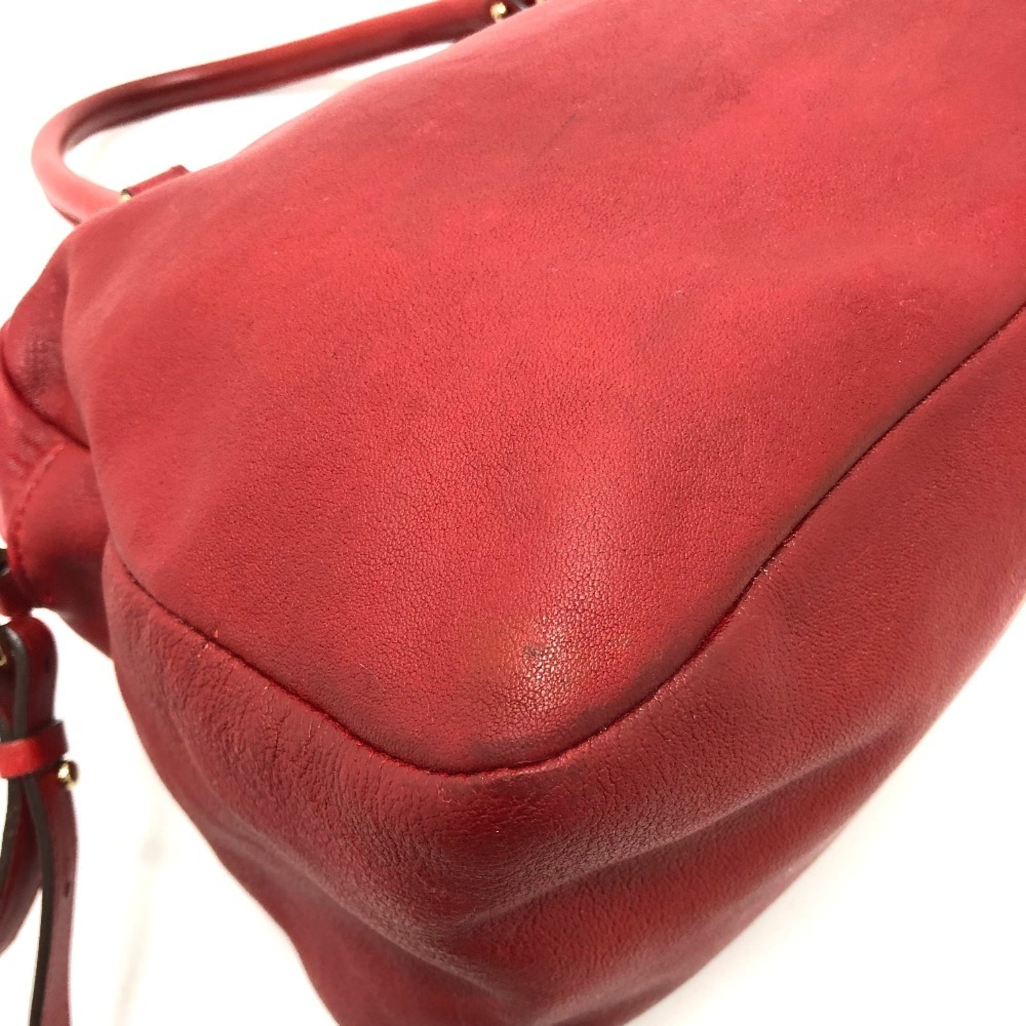 Salvatore Ferragamo Red Color Leather Handbag (Pre-Owned)