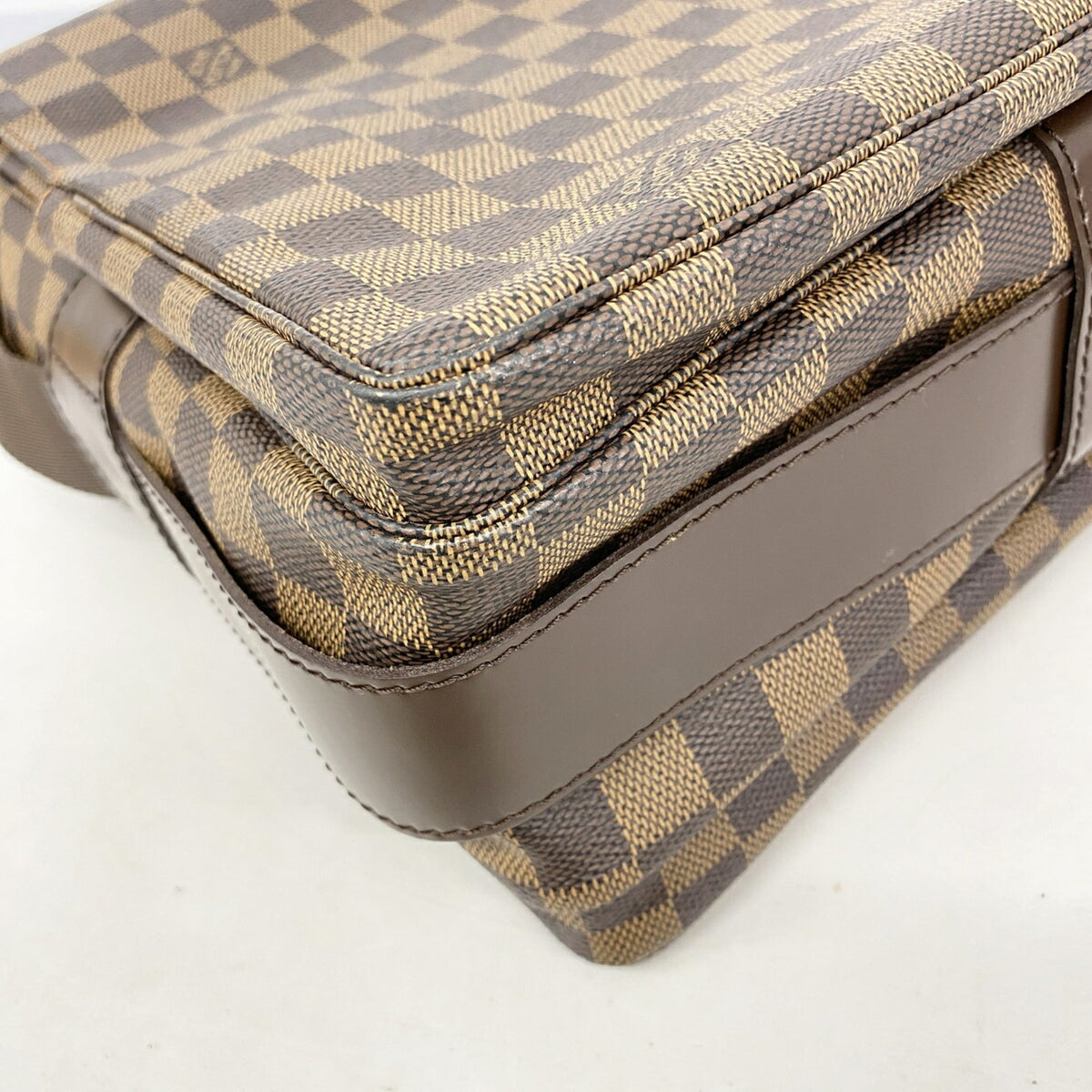 Louis Vuitton Ebene Shoulder Bag (Pre-Owned)