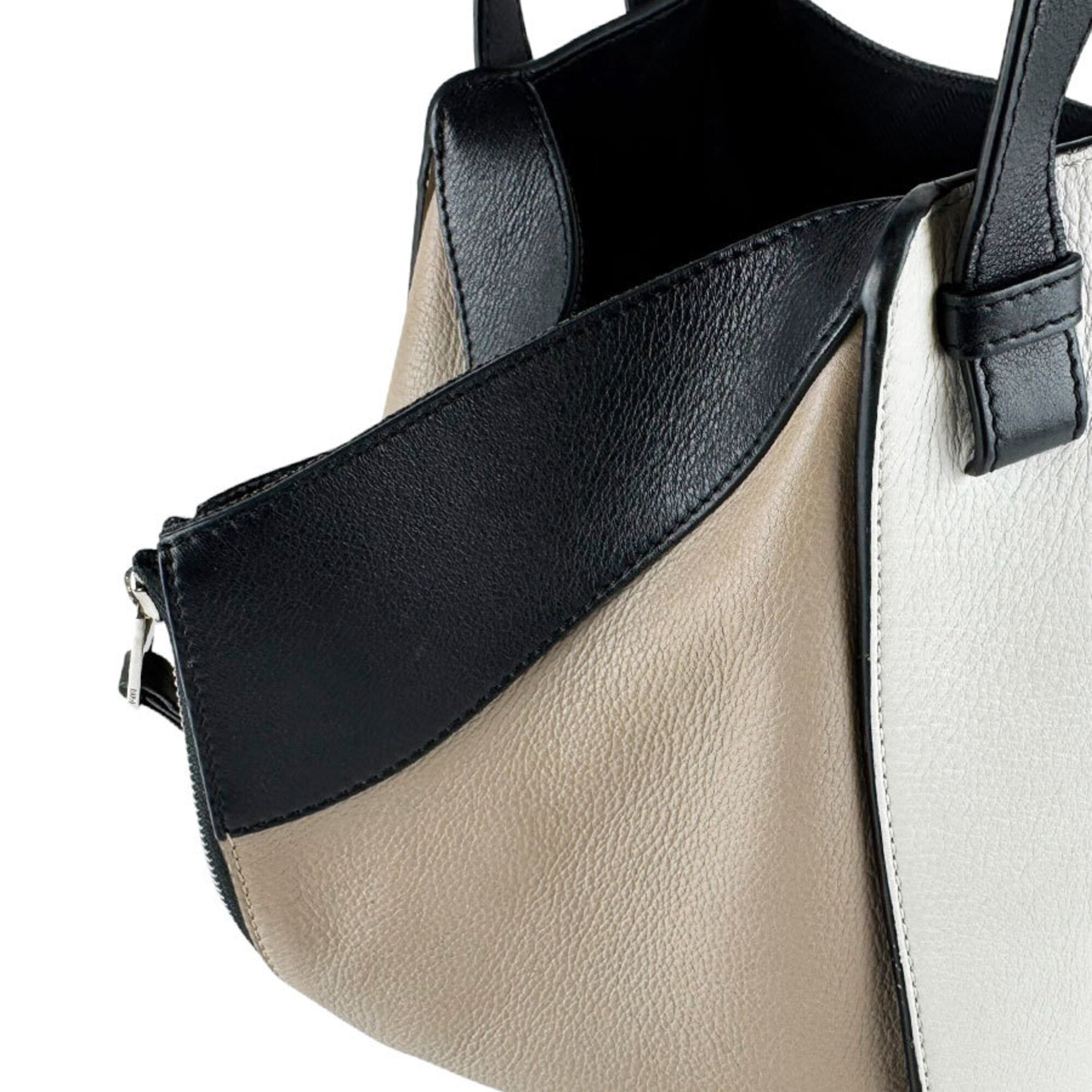 Loewe Beige Black White Leather Handbag Shoulder Bag (Pre-Owned)