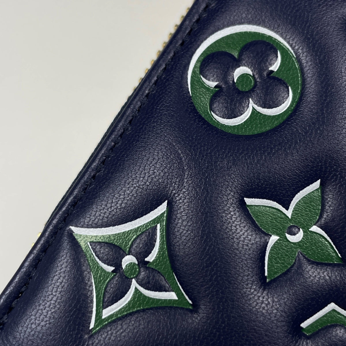 Louis Vuitton Navy Leather Long Wallet (Bi-Fold) (Pre-Owned)