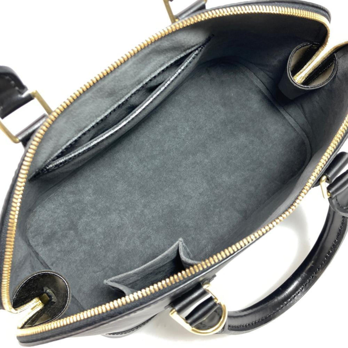 Louis Vuitton Black Noir Epi Leather Handbag (Pre-Owned)