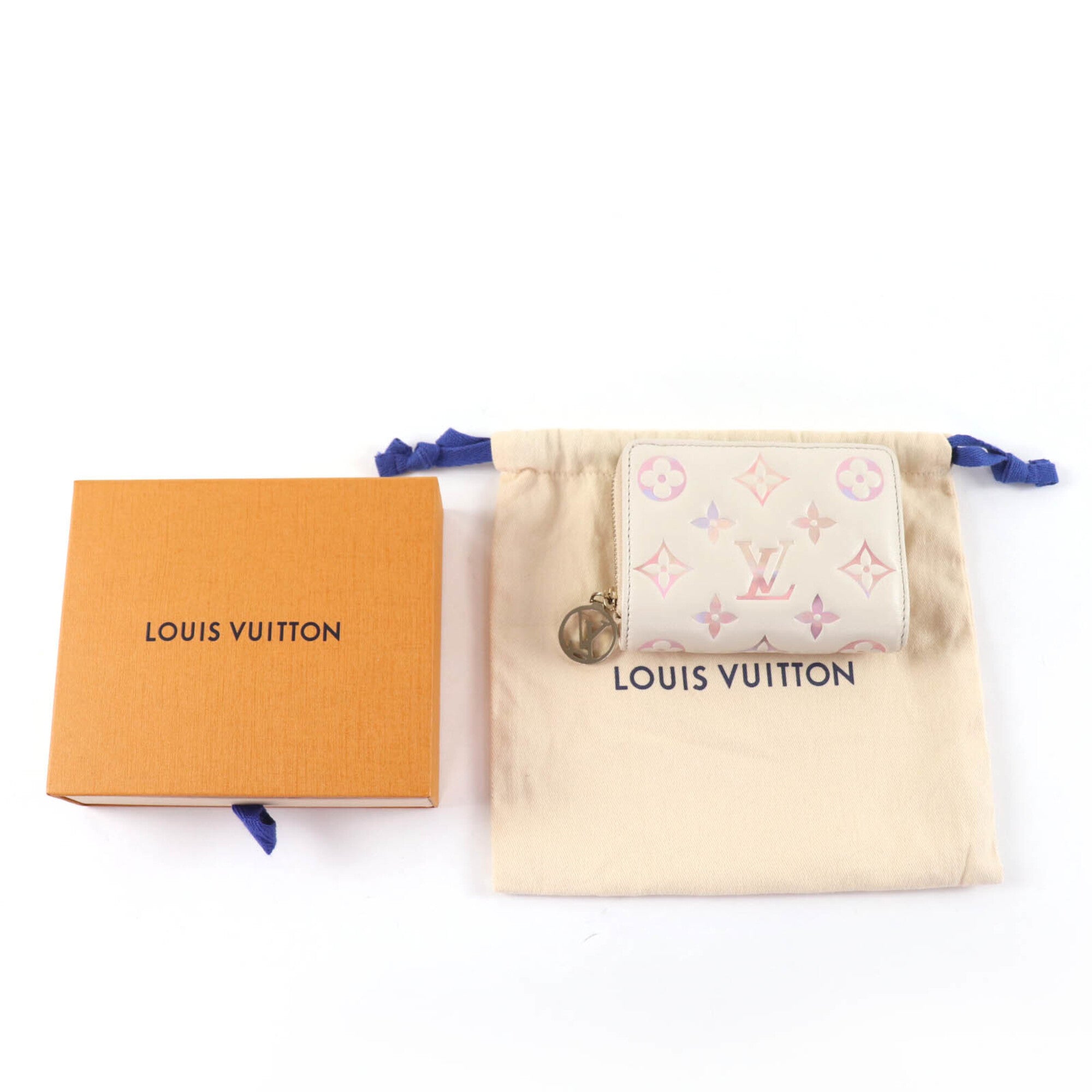 Louis Vuitton Beige Leather Wallet (Bi-Fold) (Pre-Owned)