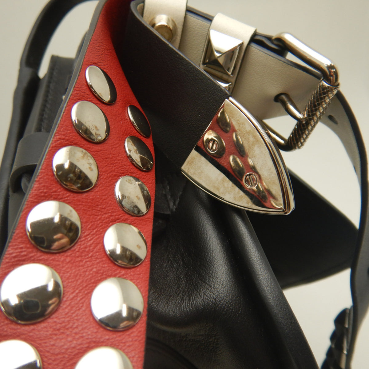 Prada Fuoco Nero Leather Shoulder Bag (Pre-Owned)