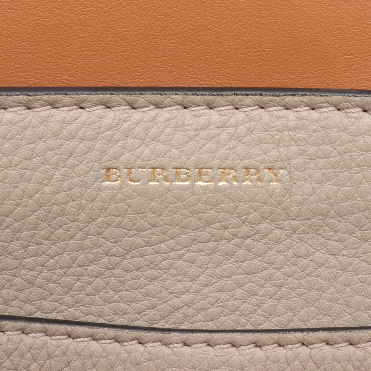 Burberry Beige White Leather Handbag (Pre-Owned)