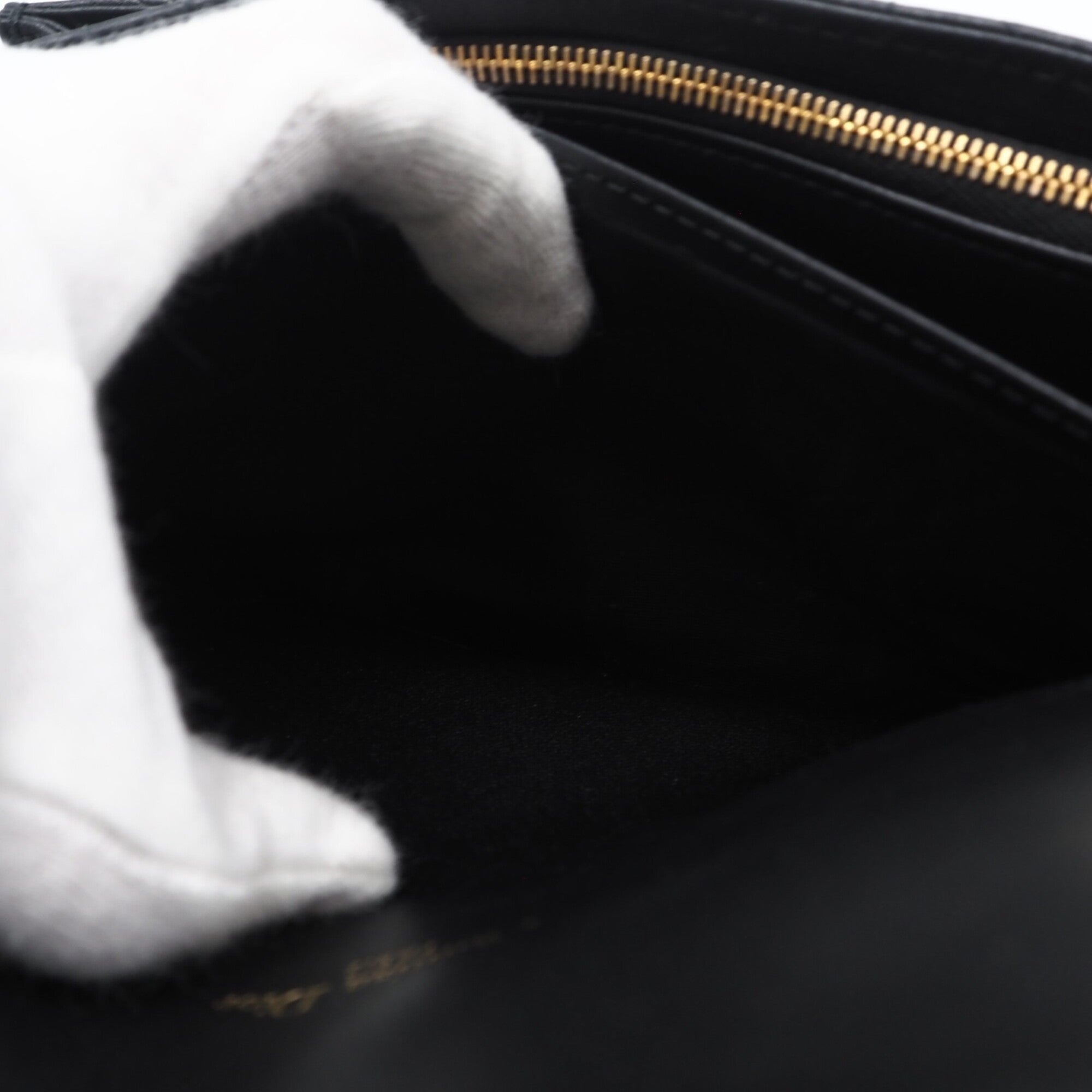 Christian Dior Black Leather Shoulder Bag (Pre-Owned)