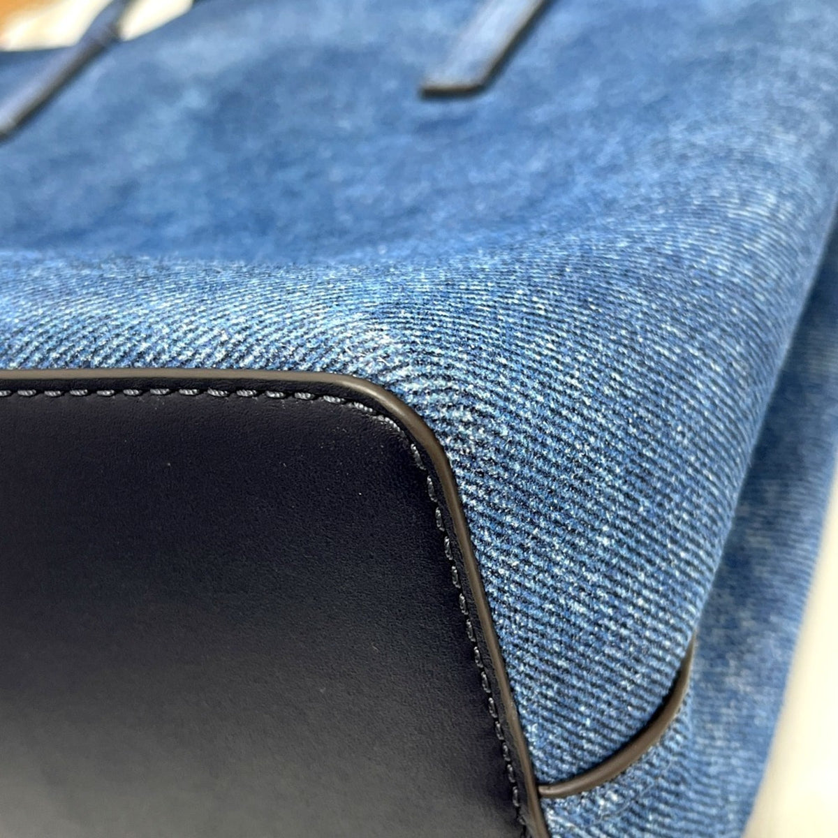 Tory Burch Blue Denim Tote Bag (Pre-Owned)