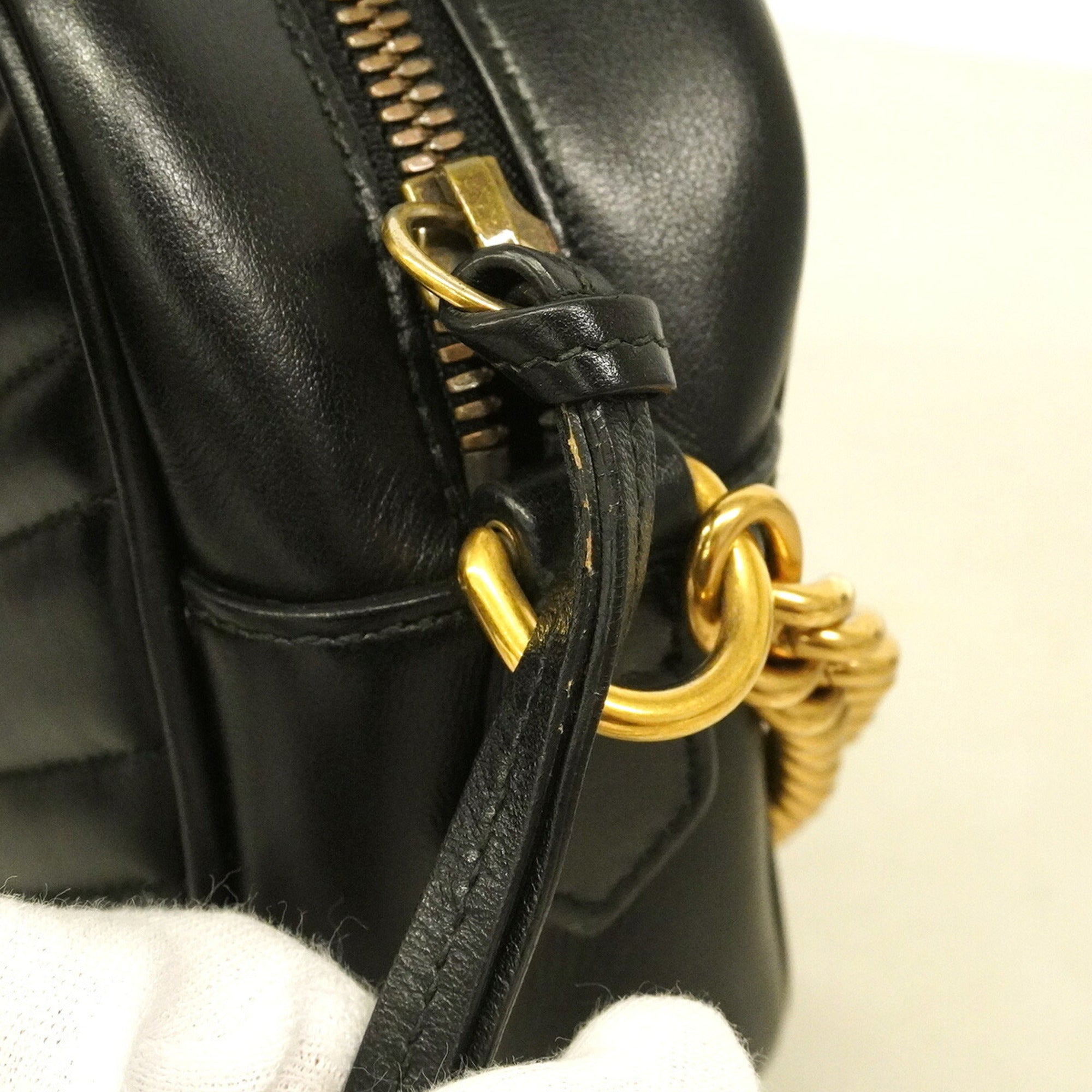 Gucci Black Leather Shoulder Bag (Pre-Owned)