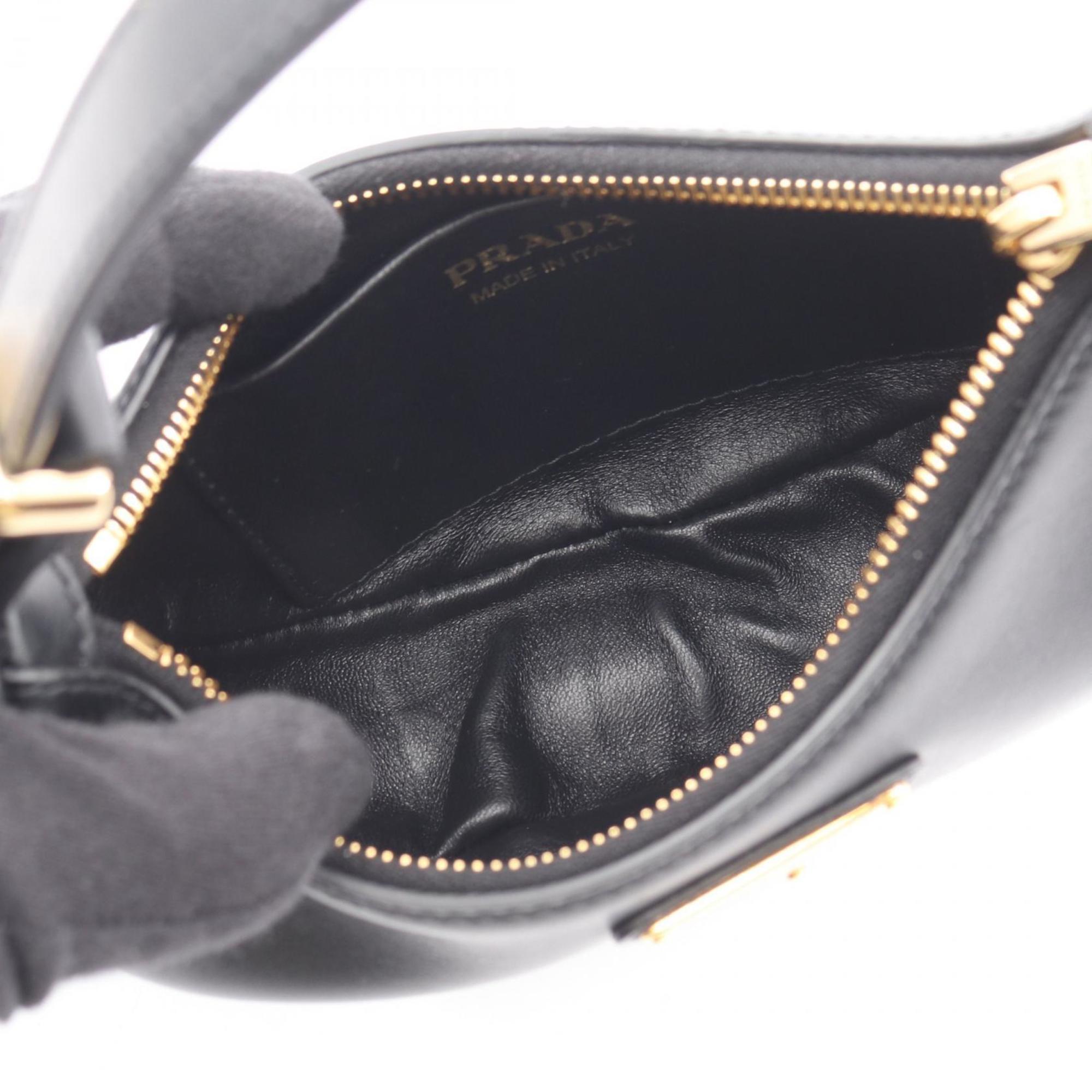 Prada Black Leather Handbag (Pre-Owned)