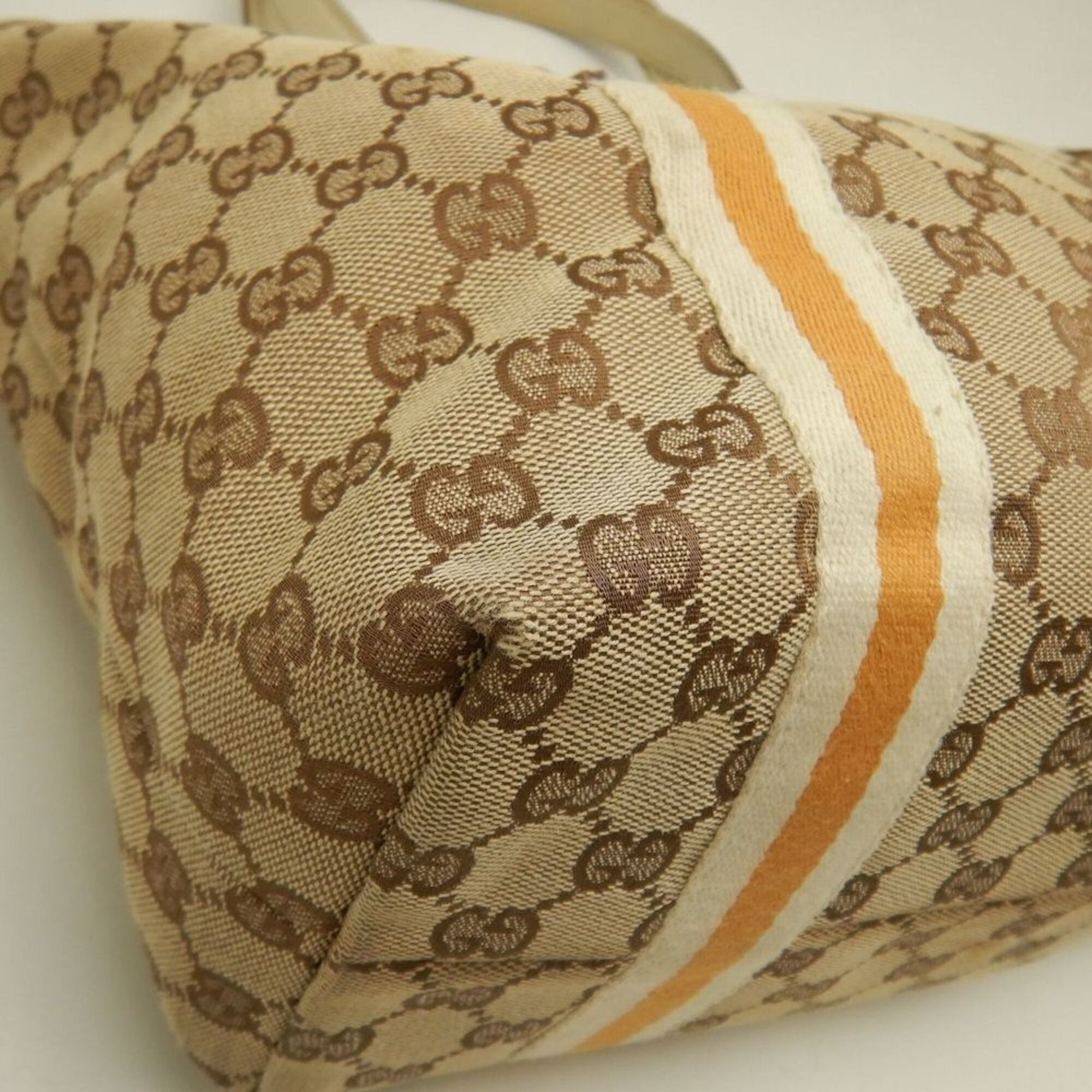 Gucci Beige Gg Canvas Tote Bag (Pre-Owned)